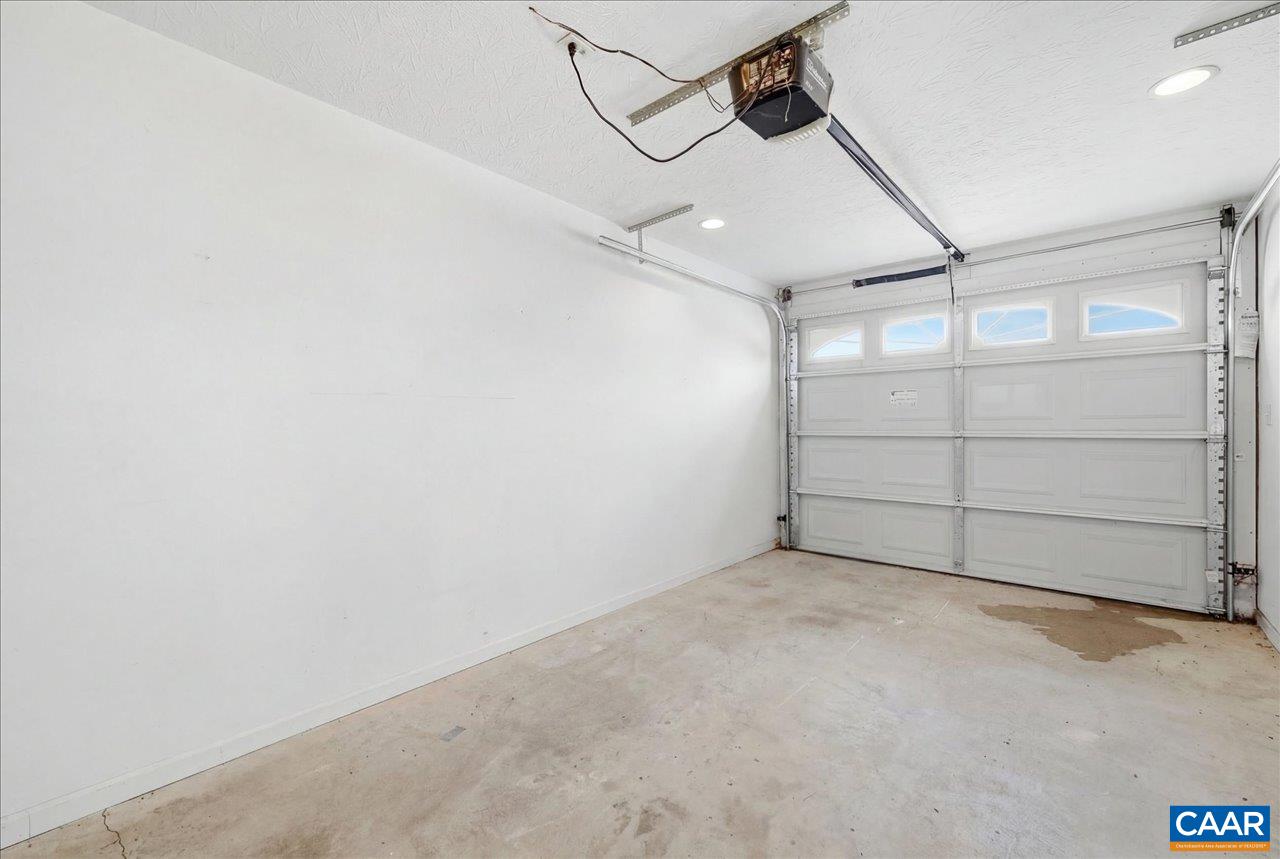 212 INGLECRESS RD, WAYNESBORO, Virginia 22980, 3 Bedrooms Bedrooms, ,2 BathroomsBathrooms,Residential,212 INGLECRESS RD,673714 MLS # 673714