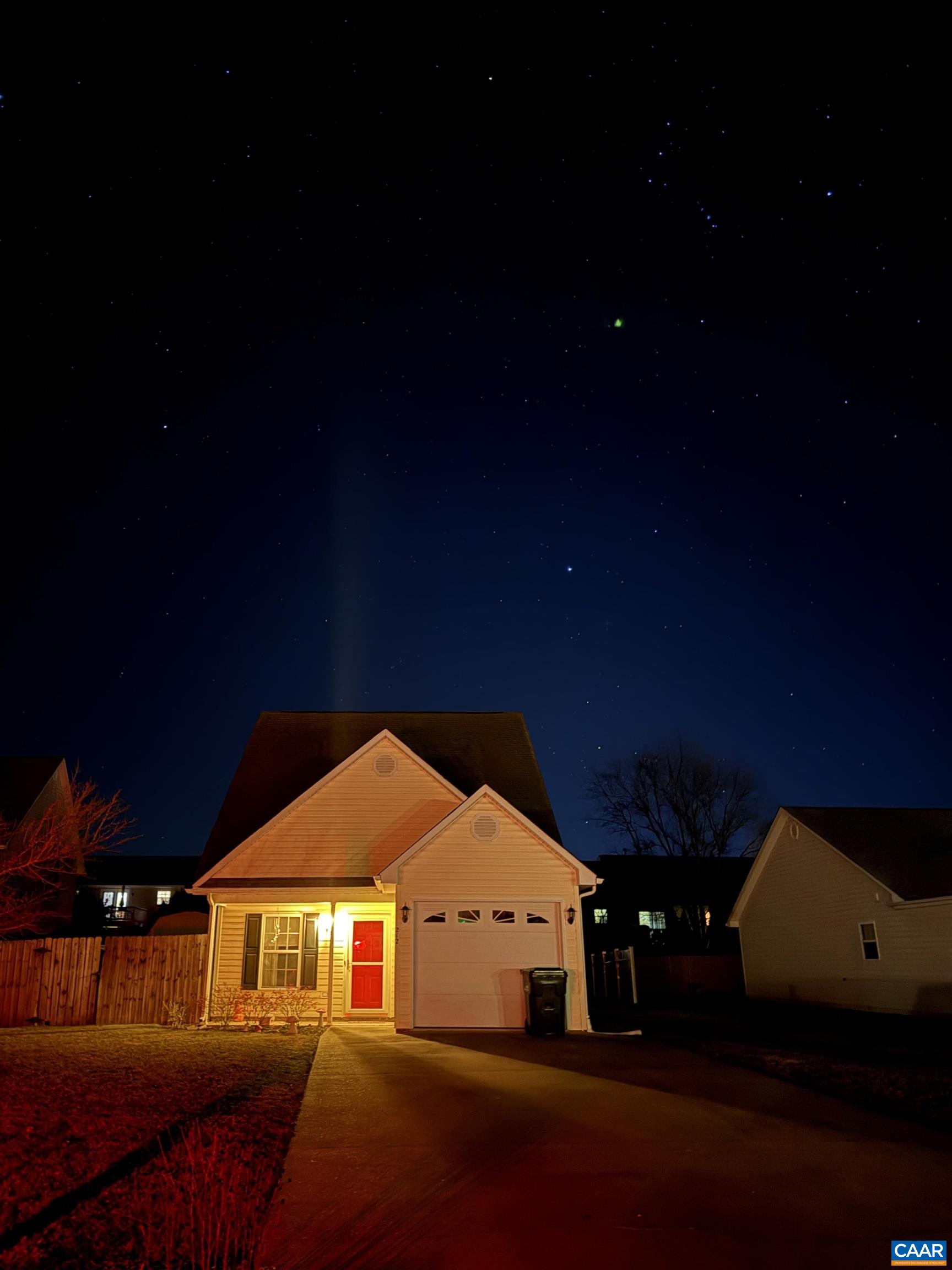 212 INGLECRESS RD, WAYNESBORO, Virginia 22980, 3 Bedrooms Bedrooms, ,2 BathroomsBathrooms,Residential,212 INGLECRESS RD,673714 MLS # 673714