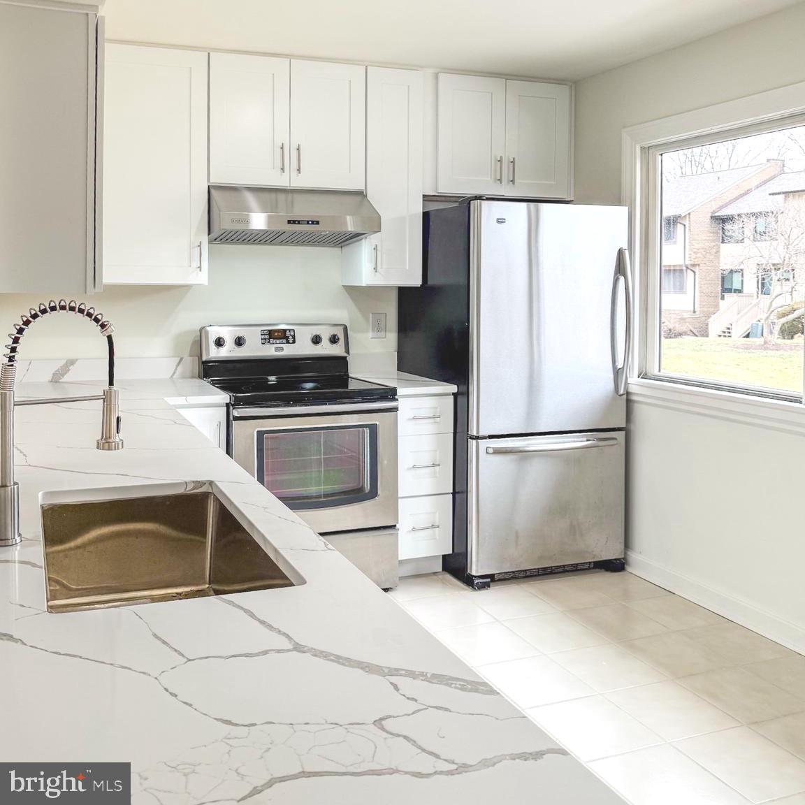 2437 GLENGYLE DR #222, VIENNA, Virginia 22181, 3 Bedrooms Bedrooms, ,2 BathroomsBathrooms,Residential,For sale,2437 GLENGYLE DR #222,VAFX2282754 MLS # VAFX2282754