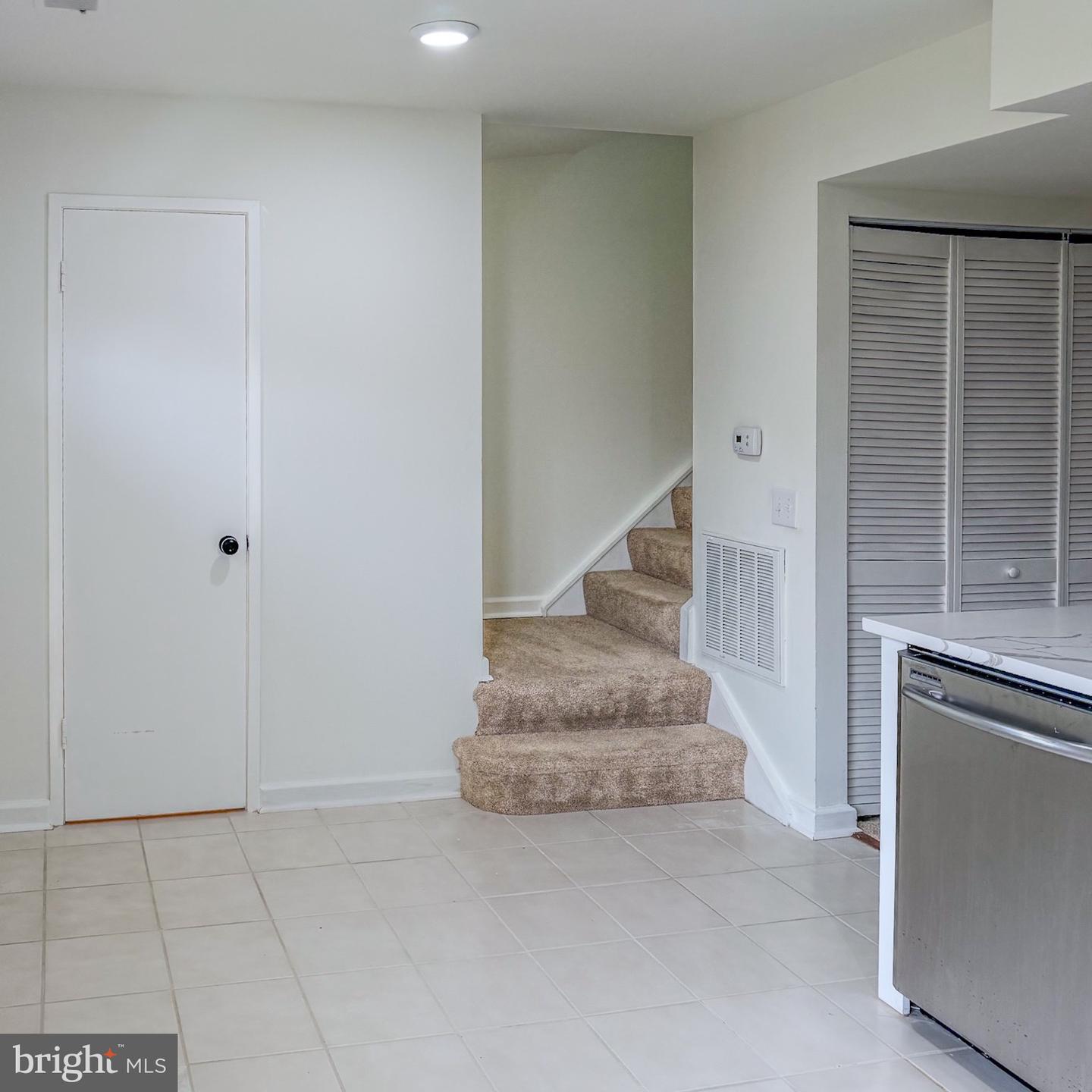 2437 GLENGYLE DR #222, VIENNA, Virginia 22181, 3 Bedrooms Bedrooms, ,2 BathroomsBathrooms,Residential,For sale,2437 GLENGYLE DR #222,VAFX2282754 MLS # VAFX2282754