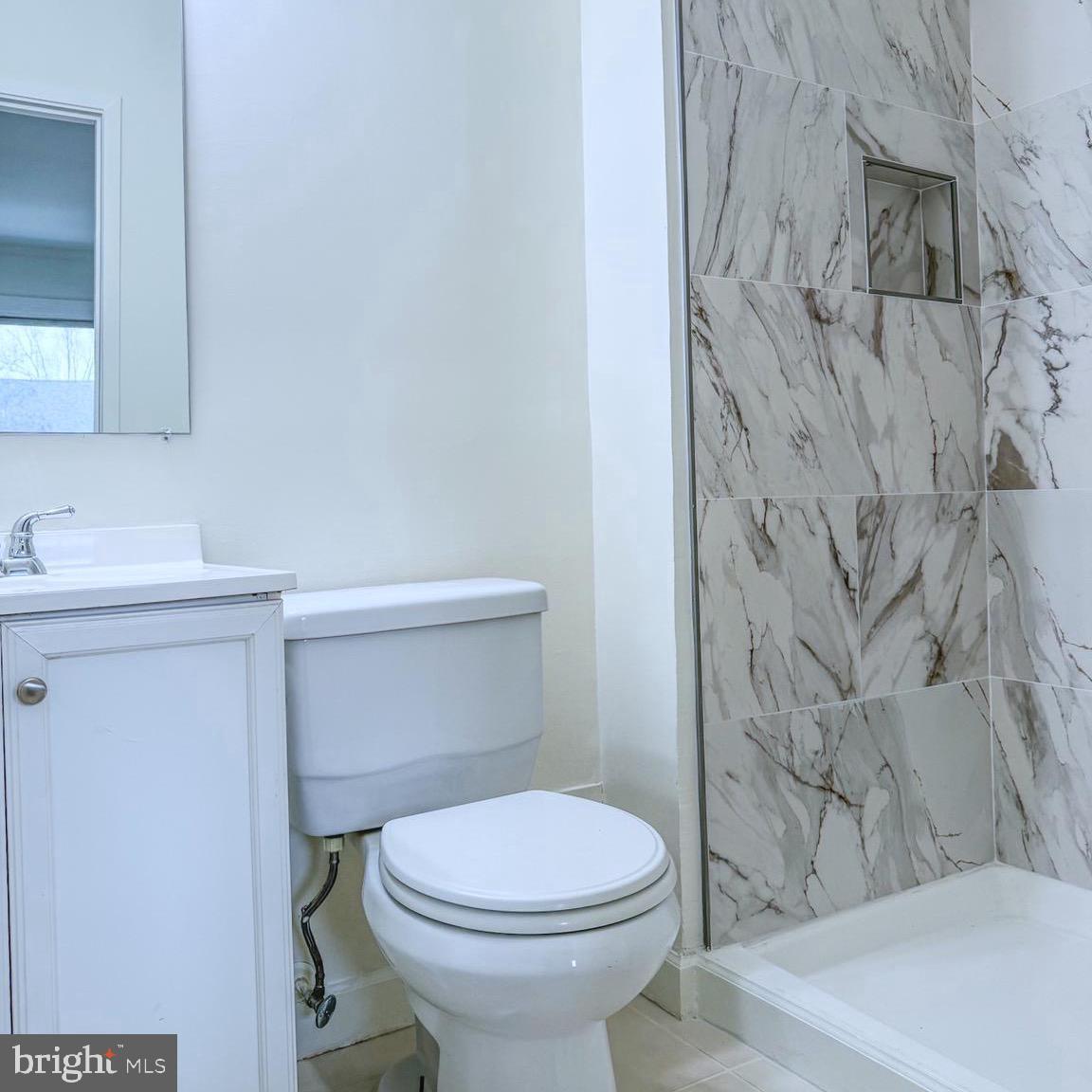 2437 GLENGYLE DR #222, VIENNA, Virginia 22181, 3 Bedrooms Bedrooms, ,2 BathroomsBathrooms,Residential,For sale,2437 GLENGYLE DR #222,VAFX2282754 MLS # VAFX2282754