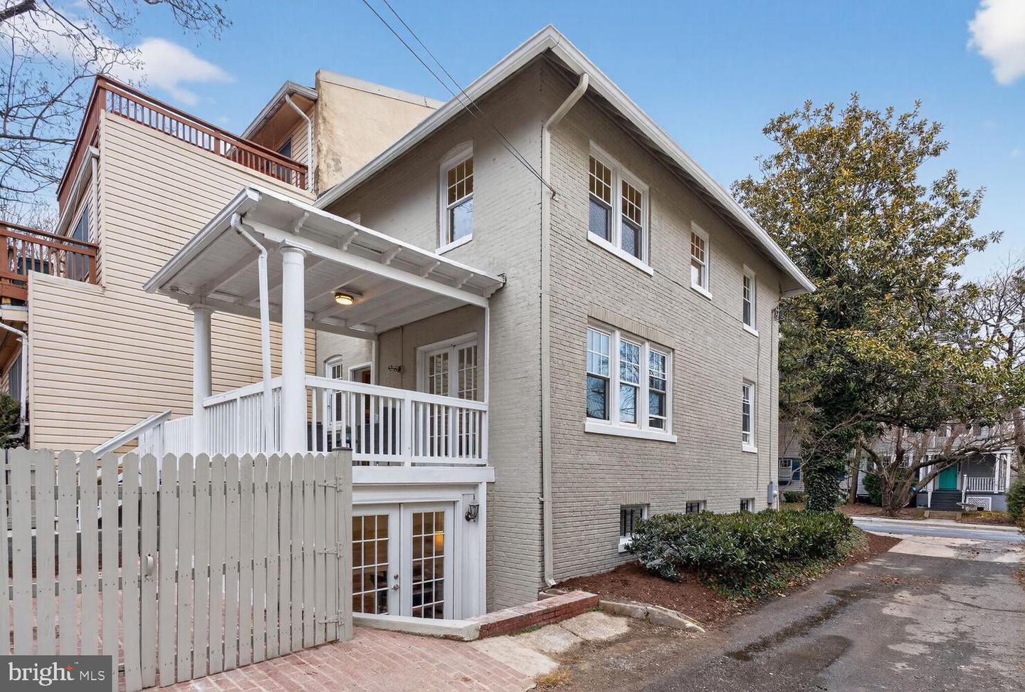 3612 34TH ST NW, WASHINGTON, District Of Columbia 20008, 4 Bedrooms Bedrooms, ,2 BathroomsBathrooms,Residential,For sale,3612 34TH ST NW,DCDC2239266 MLS # DCDC2239266