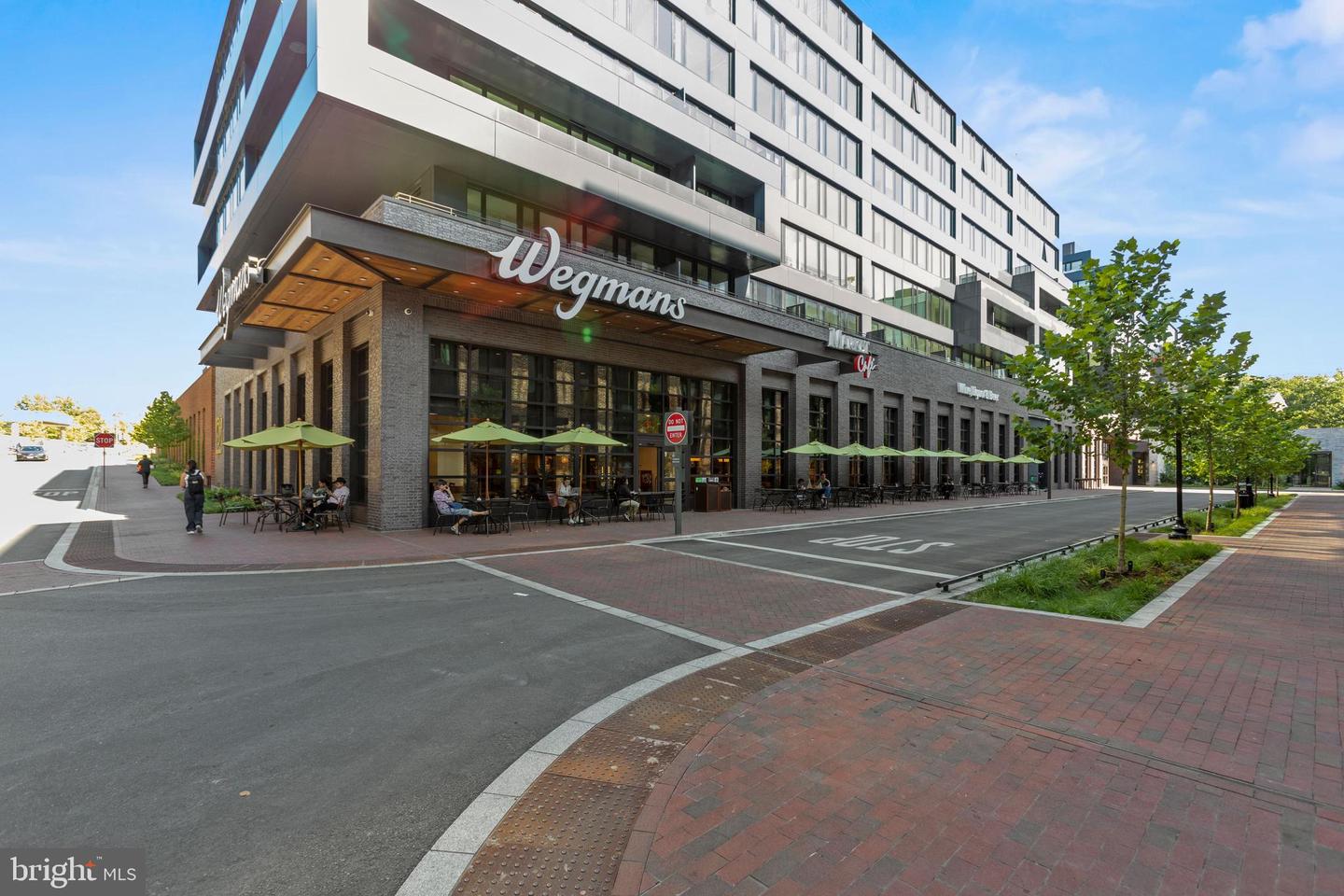 3612 34TH ST NW, WASHINGTON, District Of Columbia 20008, 4 Bedrooms Bedrooms, ,2 BathroomsBathrooms,Residential,For sale,3612 34TH ST NW,DCDC2239266 MLS # DCDC2239266