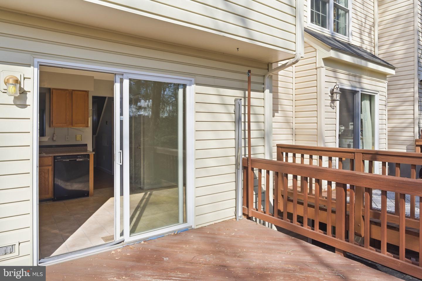 5680 WHITE DOVE LN, CLIFTON, Virginia 20124, 2 Bedrooms Bedrooms, ,3 BathroomsBathrooms,Residential,For sale,5680 WHITE DOVE LN,VAFX2283768 MLS # VAFX2283768