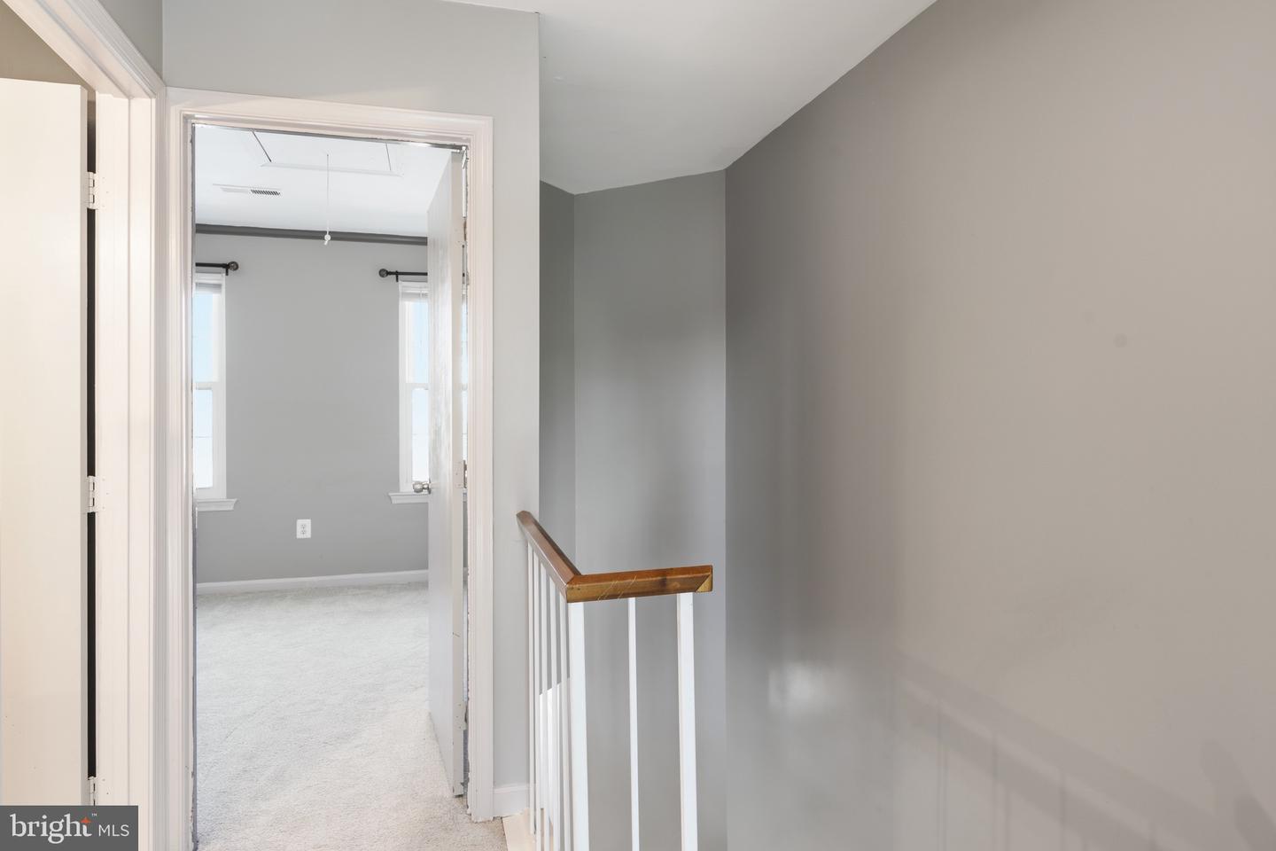 5680 WHITE DOVE LN, CLIFTON, Virginia 20124, 2 Bedrooms Bedrooms, ,3 BathroomsBathrooms,Residential,For sale,5680 WHITE DOVE LN,VAFX2283768 MLS # VAFX2283768