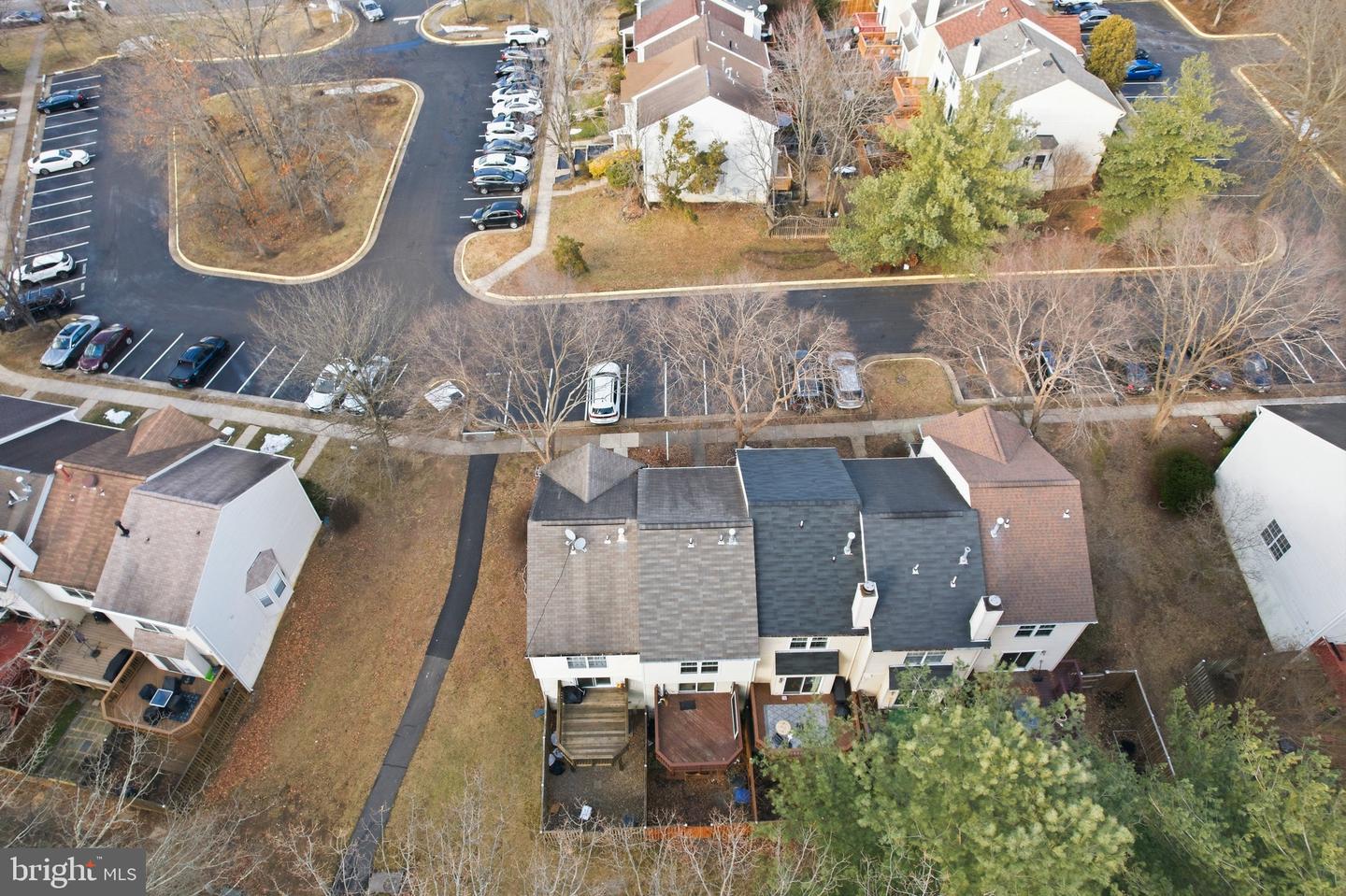 5680 WHITE DOVE LN, CLIFTON, Virginia 20124, 2 Bedrooms Bedrooms, ,3 BathroomsBathrooms,Residential,For sale,5680 WHITE DOVE LN,VAFX2283768 MLS # VAFX2283768