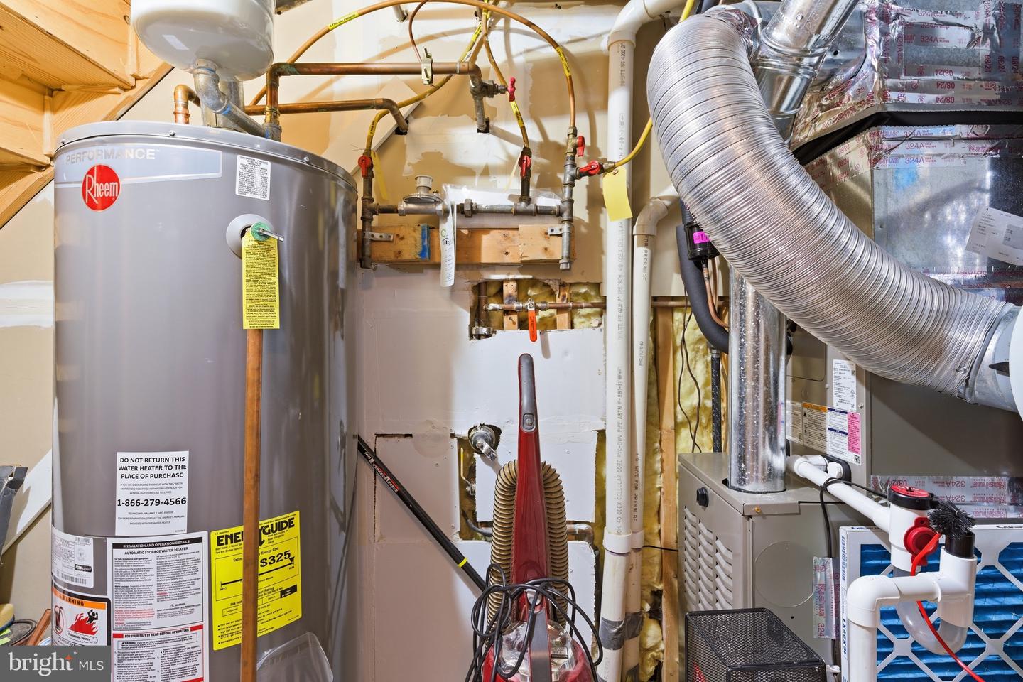 5680 WHITE DOVE LN, CLIFTON, Virginia 20124, 2 Bedrooms Bedrooms, ,3 BathroomsBathrooms,Residential,For sale,5680 WHITE DOVE LN,VAFX2283768 MLS # VAFX2283768