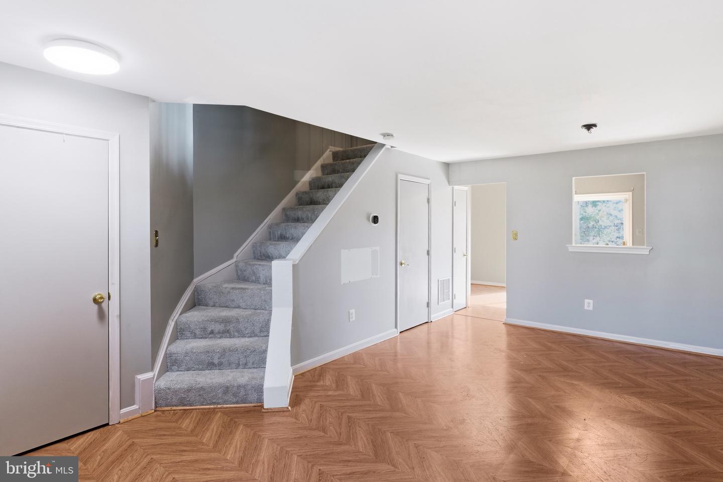 5680 WHITE DOVE LN, CLIFTON, Virginia 20124, 2 Bedrooms Bedrooms, ,3 BathroomsBathrooms,Residential,For sale,5680 WHITE DOVE LN,VAFX2283768 MLS # VAFX2283768