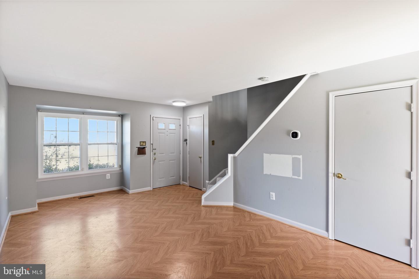 5680 WHITE DOVE LN, CLIFTON, Virginia 20124, 2 Bedrooms Bedrooms, ,3 BathroomsBathrooms,Residential,For sale,5680 WHITE DOVE LN,VAFX2283768 MLS # VAFX2283768