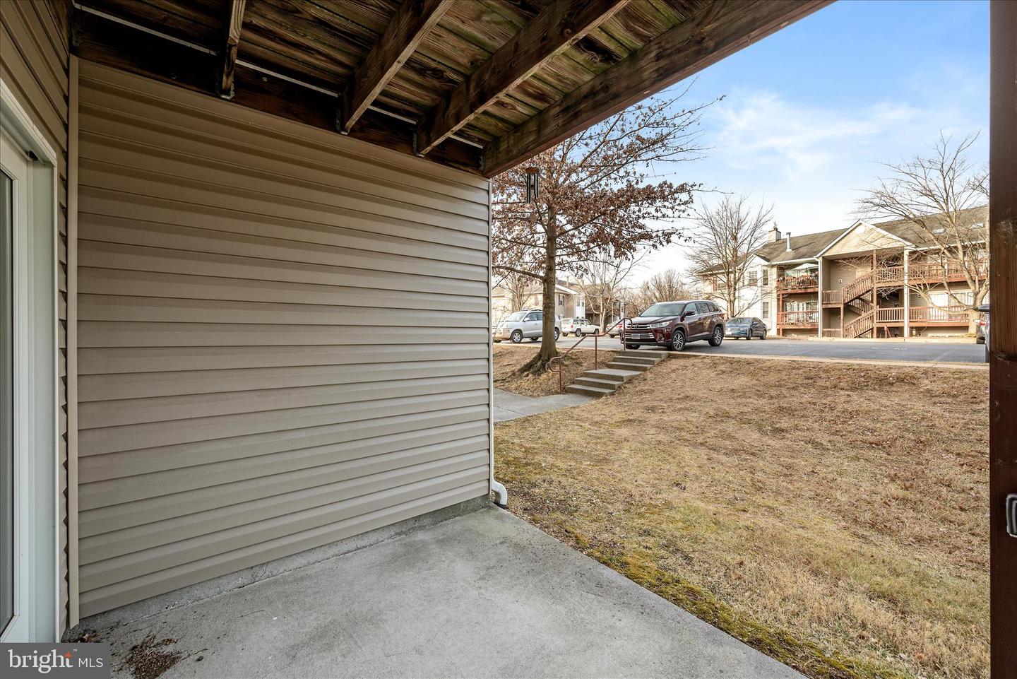 113-2 TIMBERLAKE TER #2, STEPHENS CITY, Virginia 22655, 2 Bedrooms Bedrooms, ,2 BathroomsBathrooms,Residential,For sale,113-2 TIMBERLAKE TER #2,VAFV2038726 MLS # VAFV2038726