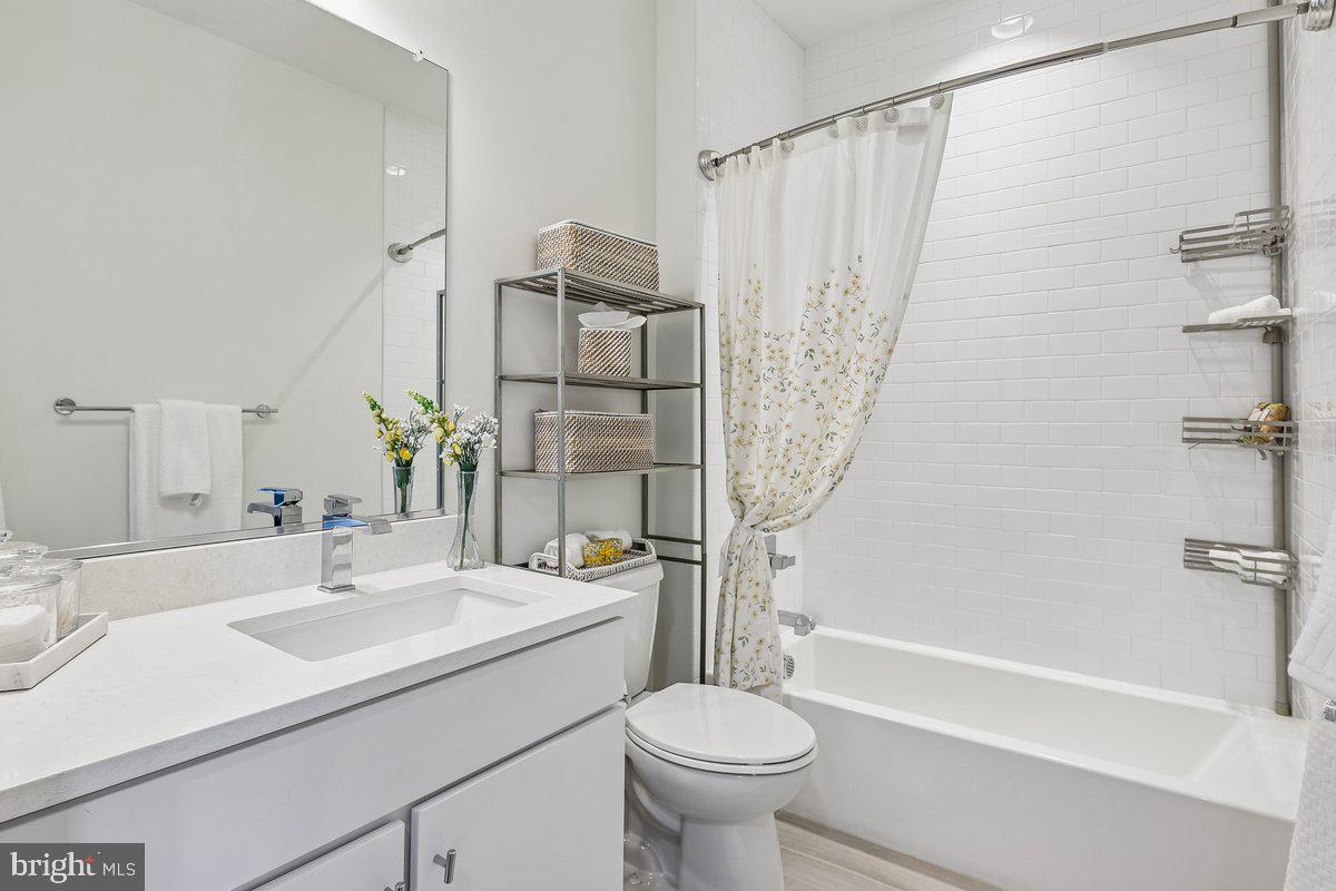 6127 OLIVET DR, ALEXANDRIA, Virginia 22315, 3 Bedrooms Bedrooms, ,2 BathroomsBathrooms,Residential,For sale,6127 OLIVET DR,VAFX2285162 MLS # VAFX2285162