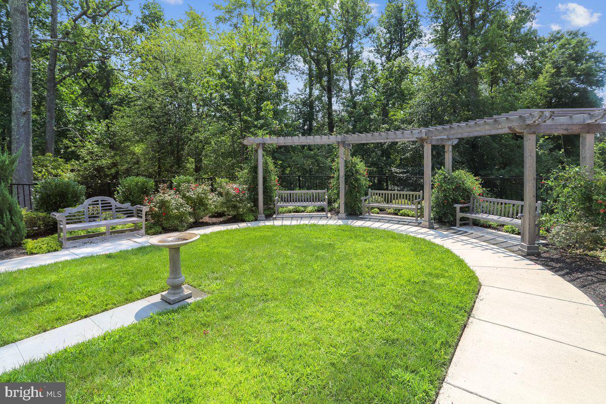 6127 OLIVET DR, ALEXANDRIA, Virginia 22315, 3 Bedrooms Bedrooms, ,2 BathroomsBathrooms,Residential,For sale,6127 OLIVET DR,VAFX2285162 MLS # VAFX2285162