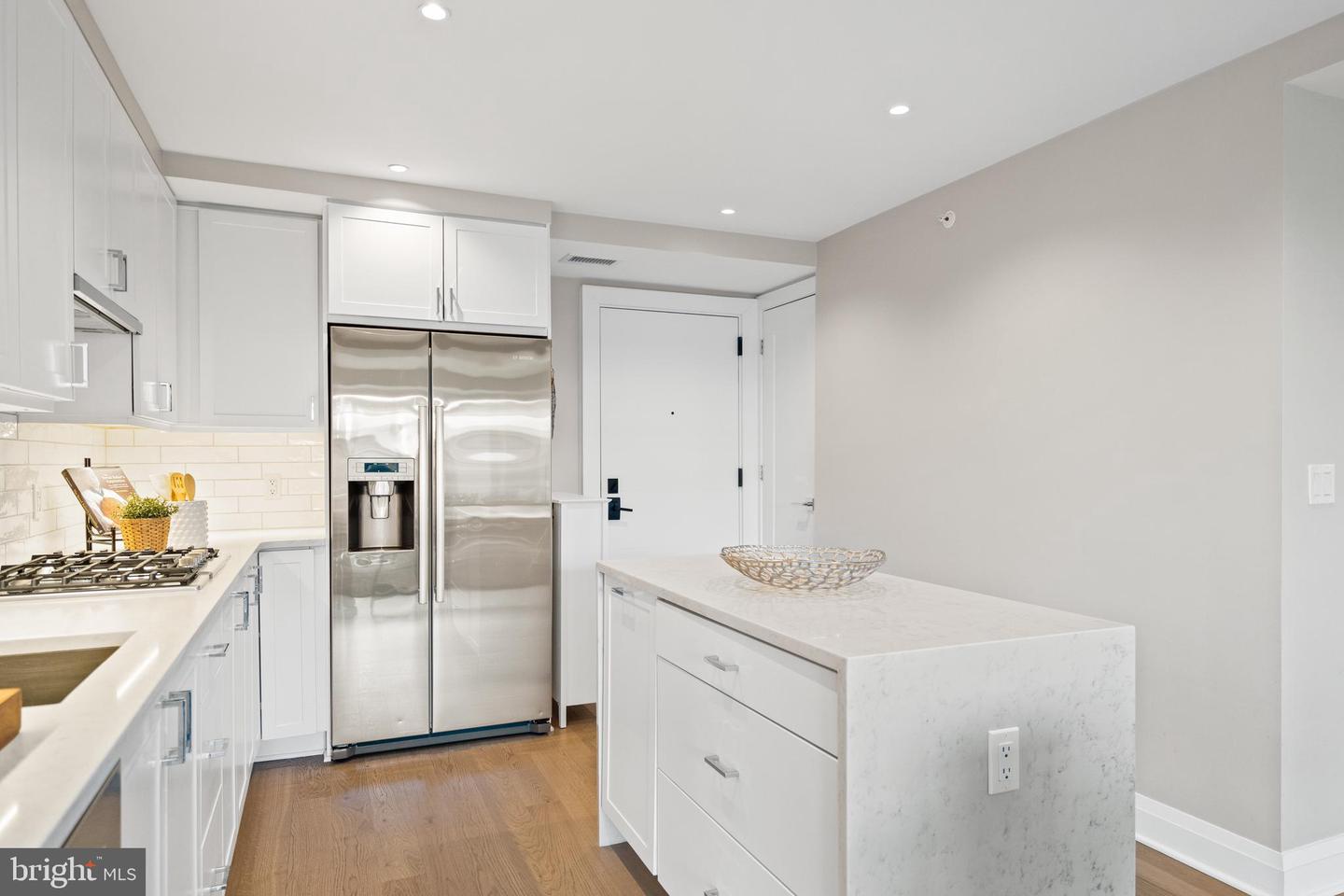 925 N FAIRFAX ST #406, ALEXANDRIA, Virginia 22314, 2 Bedrooms Bedrooms, ,1 BathroomBathrooms,Residential,For sale,925 N FAIRFAX ST #406,VAAX2053272 MLS # VAAX2053272