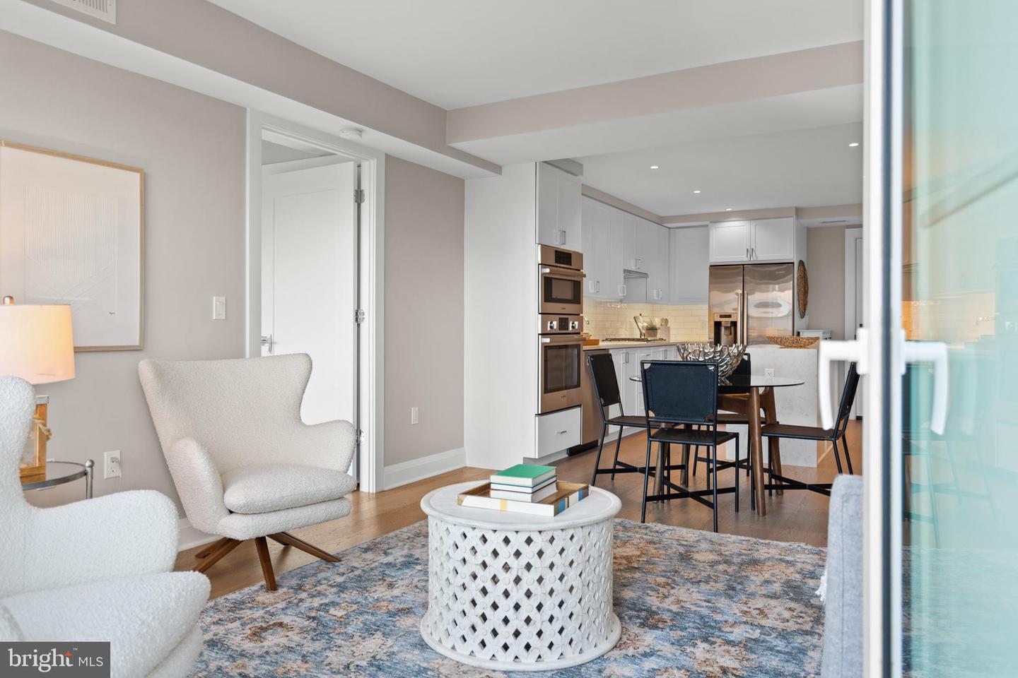 925 N FAIRFAX ST #406, ALEXANDRIA, Virginia 22314, 2 Bedrooms Bedrooms, ,1 BathroomBathrooms,Residential,For sale,925 N FAIRFAX ST #406,VAAX2053272 MLS # VAAX2053272