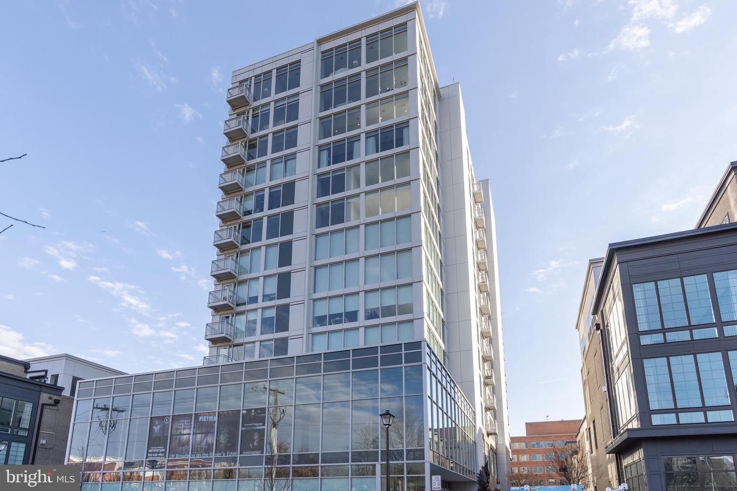 925 N FAIRFAX ST #406, ALEXANDRIA, Virginia 22314, 2 Bedrooms Bedrooms, ,1 BathroomBathrooms,Residential,For sale,925 N FAIRFAX ST #406,VAAX2053272 MLS # VAAX2053272