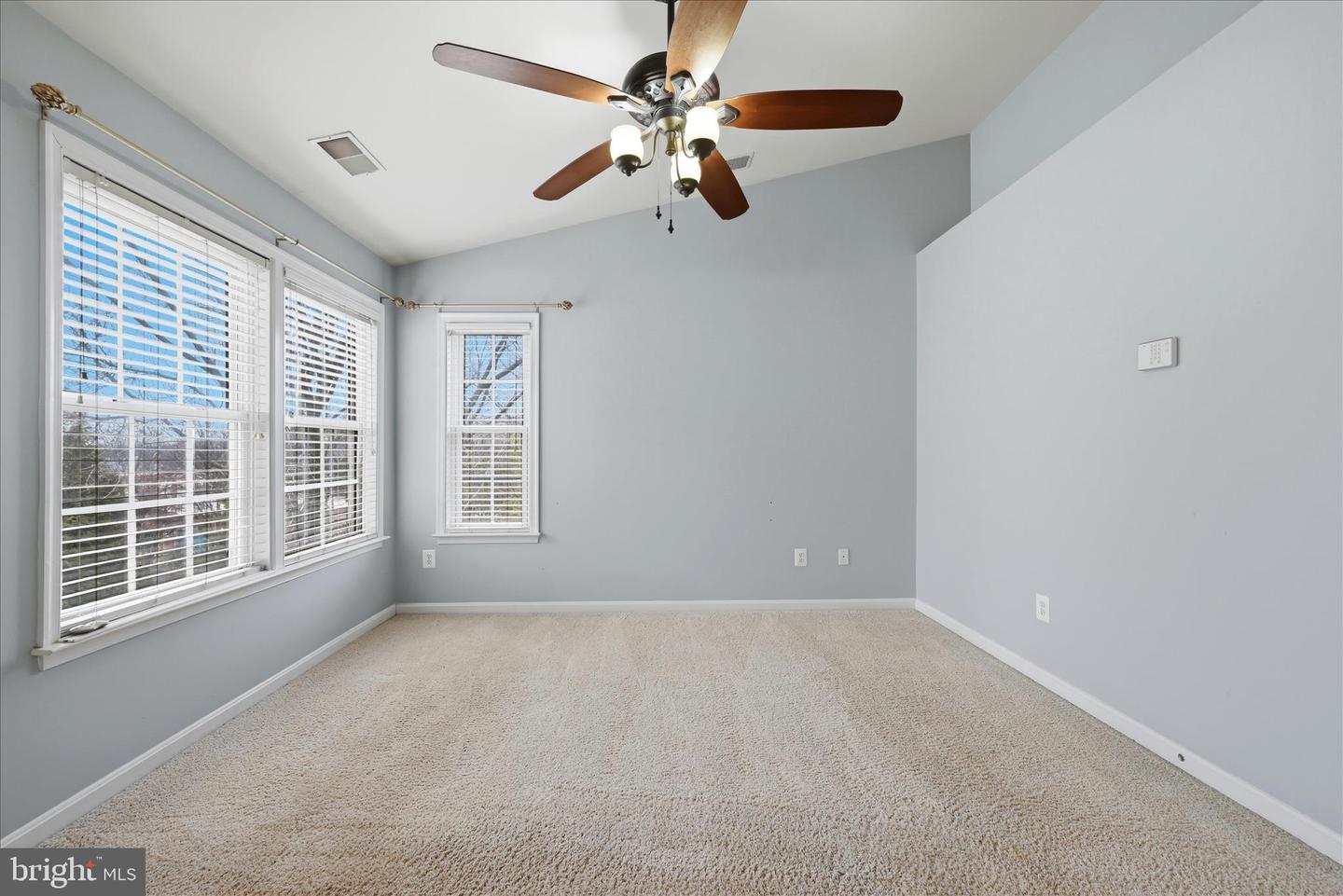 9632 POTTERS HILL CIR, LORTON, Virginia 22079, 3 Bedrooms Bedrooms, ,2 BathroomsBathrooms,Residential,For sale,9632 POTTERS HILL CIR,VAFX2288644 MLS # VAFX2288644