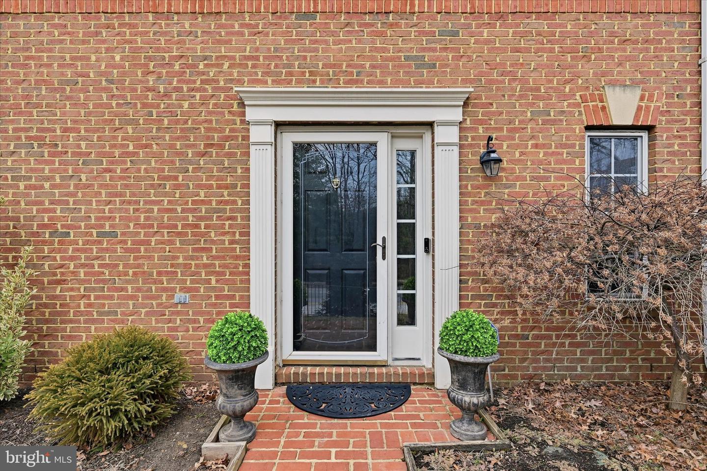 9632 POTTERS HILL CIR, LORTON, Virginia 22079, 3 Bedrooms Bedrooms, ,2 BathroomsBathrooms,Residential,For sale,9632 POTTERS HILL CIR,VAFX2288644 MLS # VAFX2288644