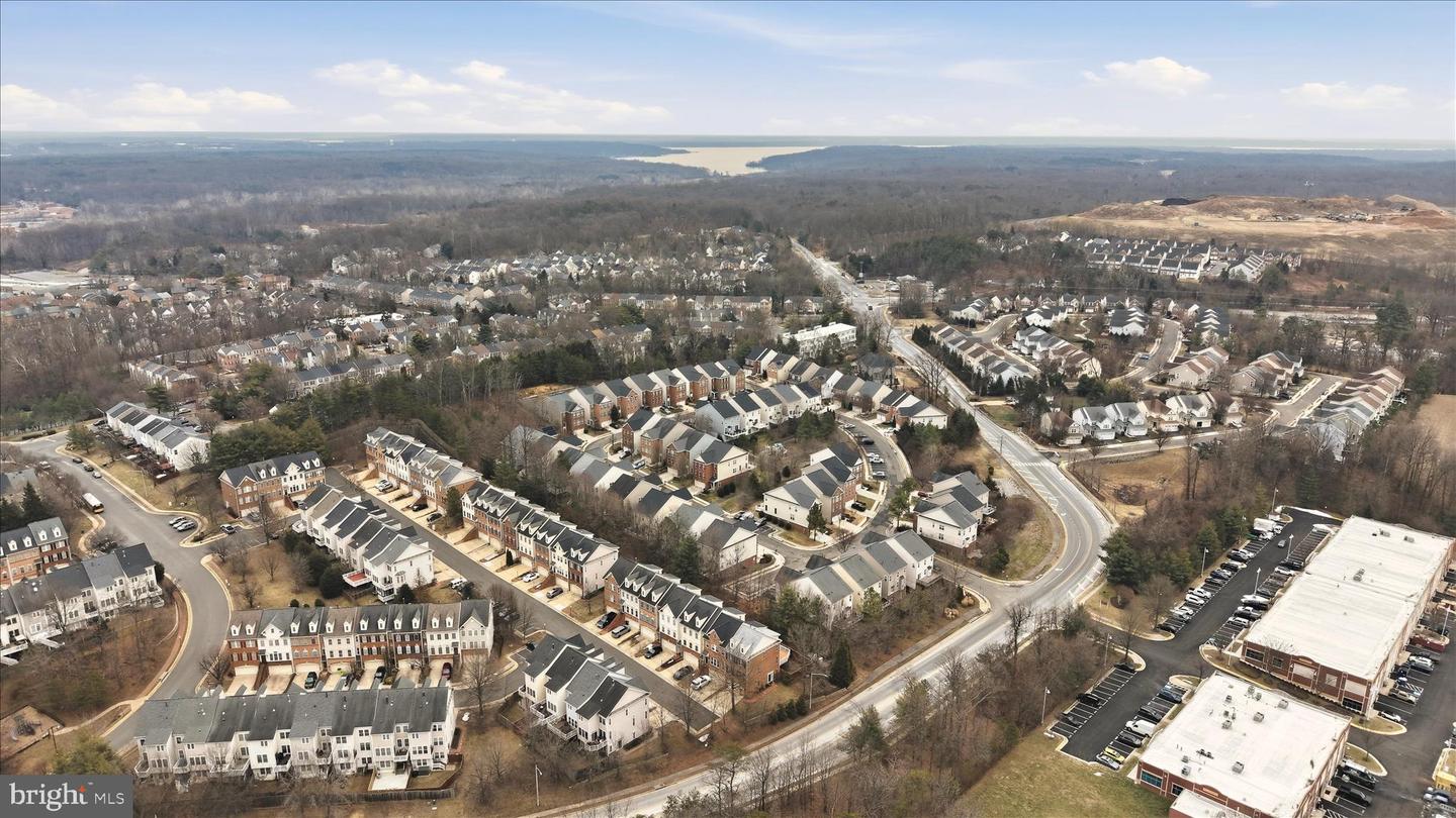 9632 POTTERS HILL CIR, LORTON, Virginia 22079, 3 Bedrooms Bedrooms, ,2 BathroomsBathrooms,Residential,For sale,9632 POTTERS HILL CIR,VAFX2288644 MLS # VAFX2288644