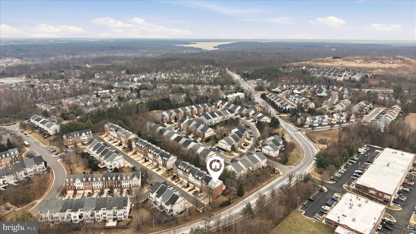 9632 POTTERS HILL CIR, LORTON, Virginia 22079, 3 Bedrooms Bedrooms, ,2 BathroomsBathrooms,Residential,For sale,9632 POTTERS HILL CIR,VAFX2288644 MLS # VAFX2288644