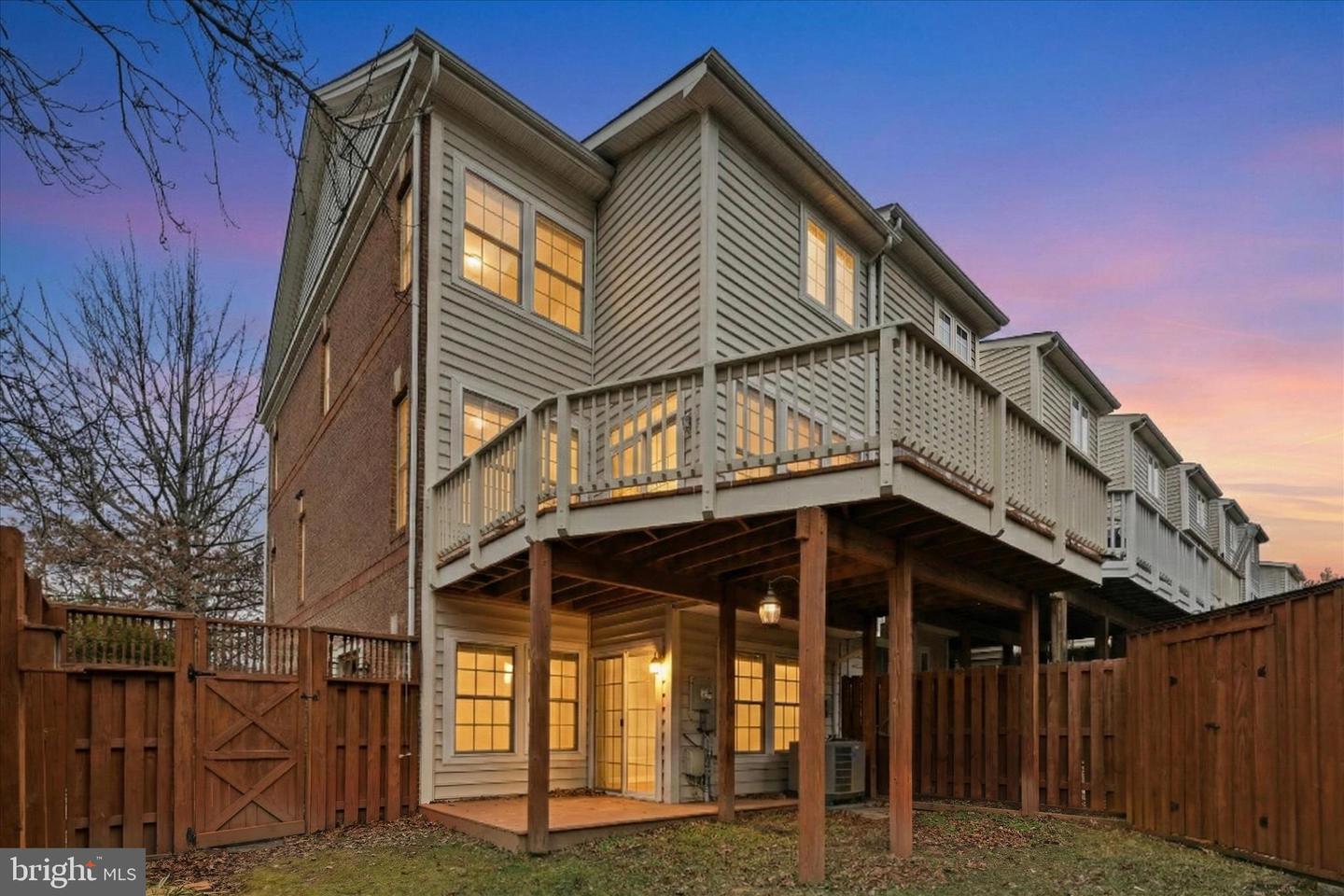 9632 POTTERS HILL CIR, LORTON, Virginia 22079, 3 Bedrooms Bedrooms, ,2 BathroomsBathrooms,Residential,For sale,9632 POTTERS HILL CIR,VAFX2288644 MLS # VAFX2288644