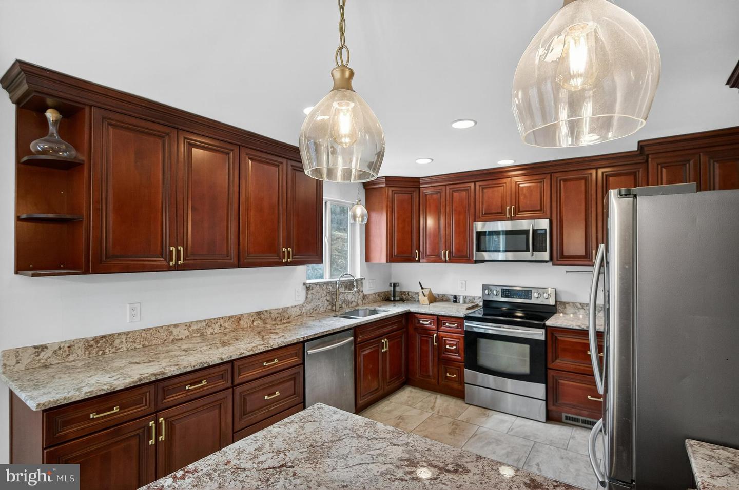 6351 MONTROSE ST, ALEXANDRIA, Virginia 22312, 5 Bedrooms Bedrooms, ,4 BathroomsBathrooms,Residential,For sale,6351 MONTROSE ST,VAFX2288646 MLS # VAFX2288646