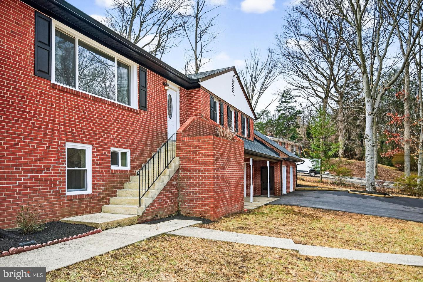 6351 MONTROSE ST, ALEXANDRIA, Virginia 22312, 5 Bedrooms Bedrooms, ,4 BathroomsBathrooms,Residential,For sale,6351 MONTROSE ST,VAFX2288646 MLS # VAFX2288646