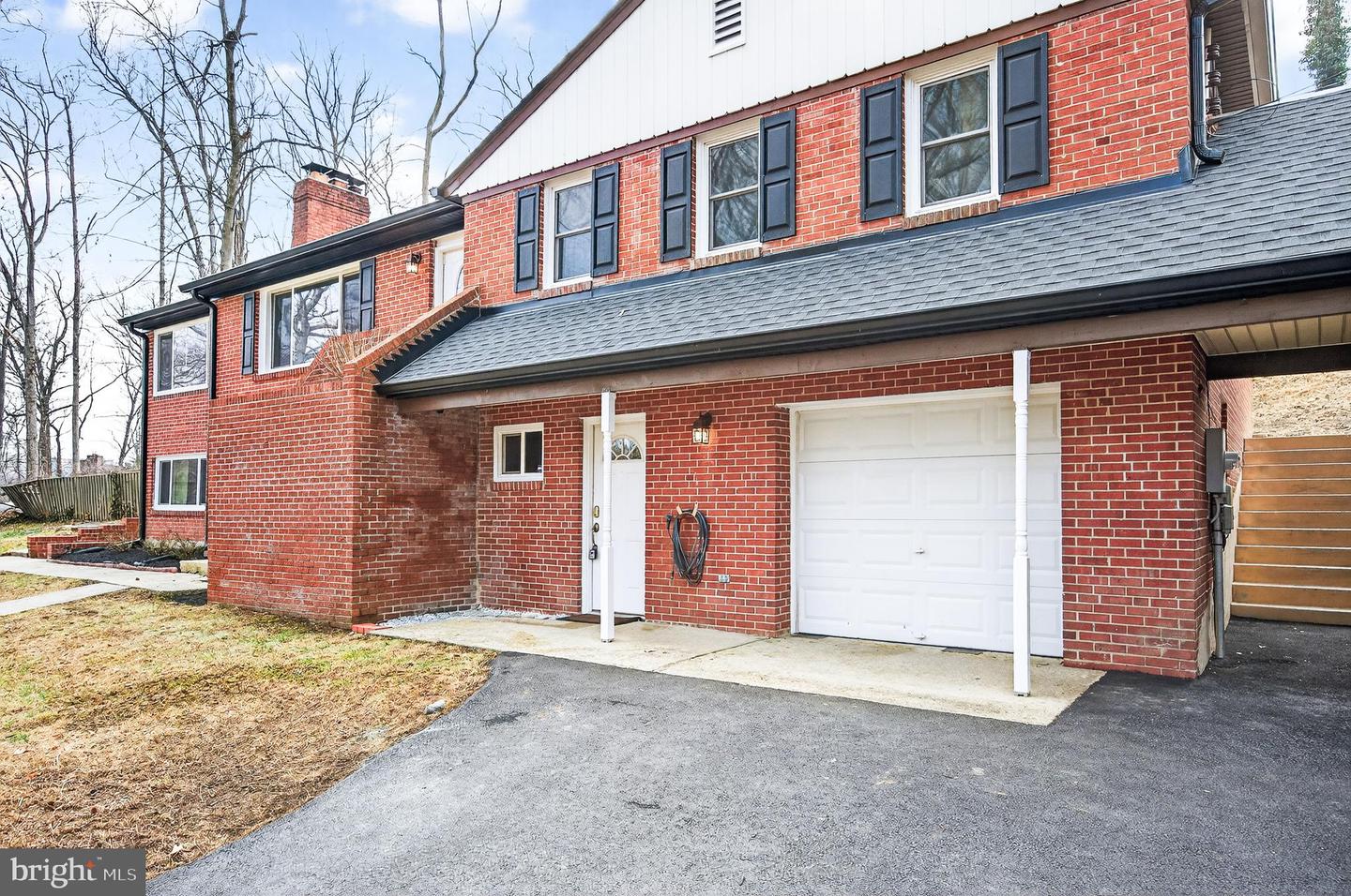 6351 MONTROSE ST, ALEXANDRIA, Virginia 22312, 5 Bedrooms Bedrooms, ,4 BathroomsBathrooms,Residential,For sale,6351 MONTROSE ST,VAFX2288646 MLS # VAFX2288646