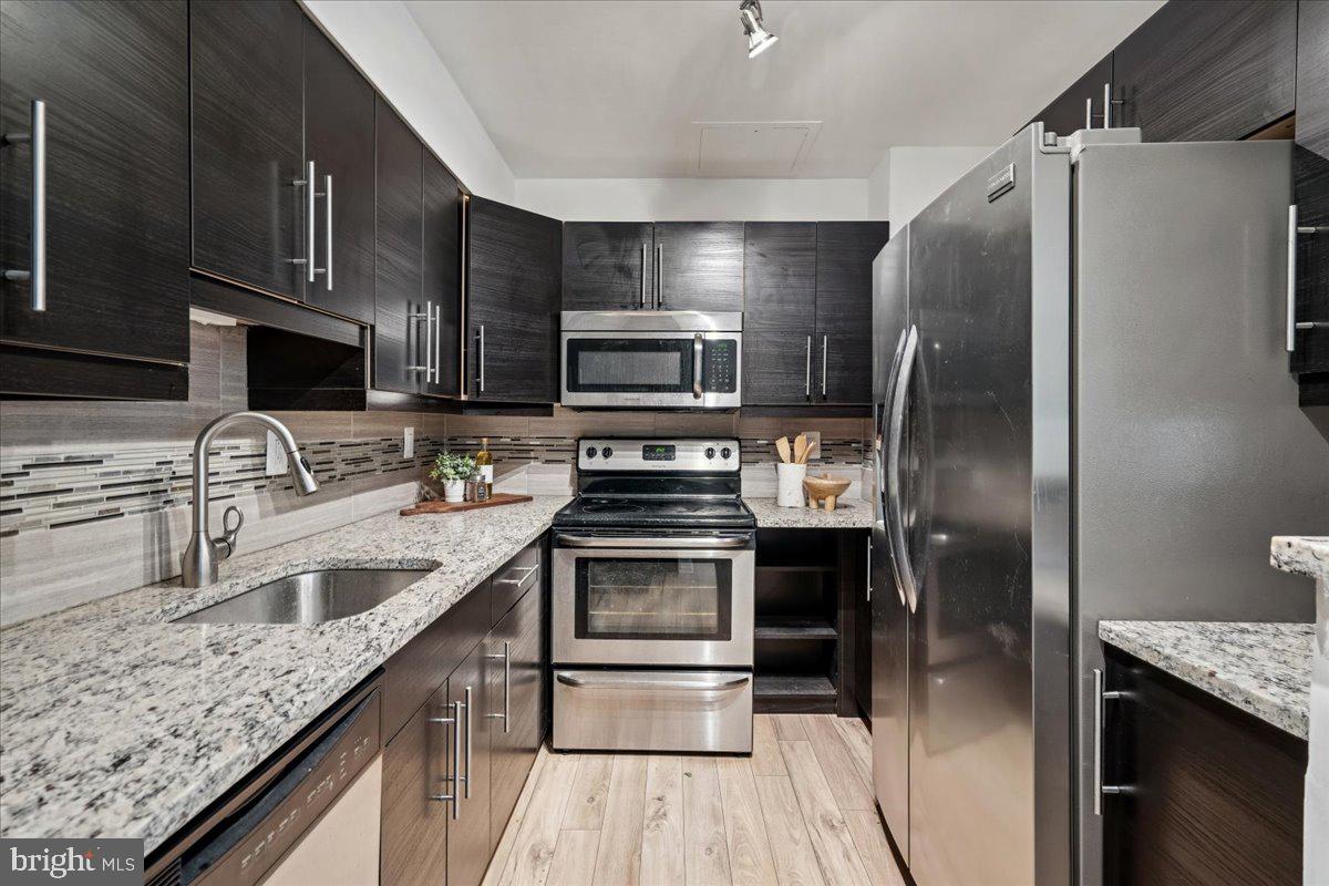 2440 16TH ST NW #521, WASHINGTON, District Of Columbia 20009, 1 Bedroom Bedrooms, ,1 BathroomBathrooms,Residential,For sale,2440 16TH ST NW #521,DCDC2244608 MLS # DCDC2244608