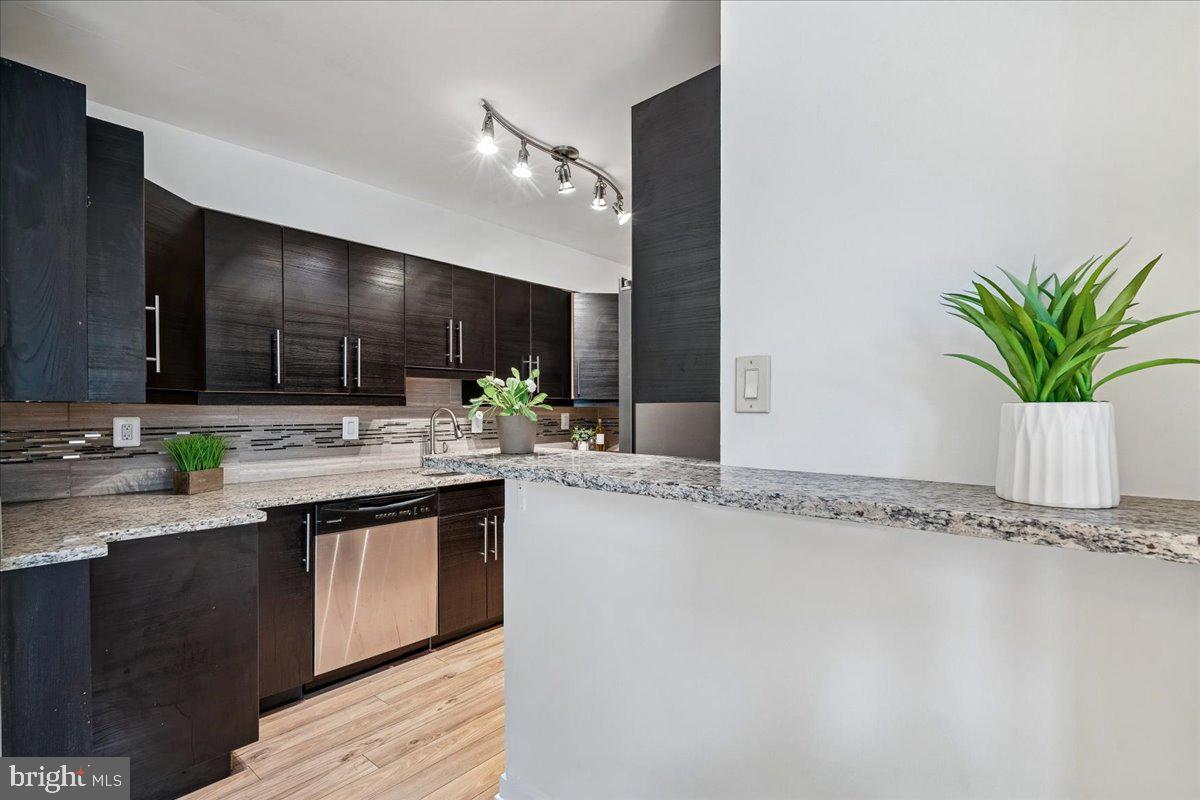 2440 16TH ST NW #521, WASHINGTON, District Of Columbia 20009, 1 Bedroom Bedrooms, ,1 BathroomBathrooms,Residential,For sale,2440 16TH ST NW #521,DCDC2244608 MLS # DCDC2244608