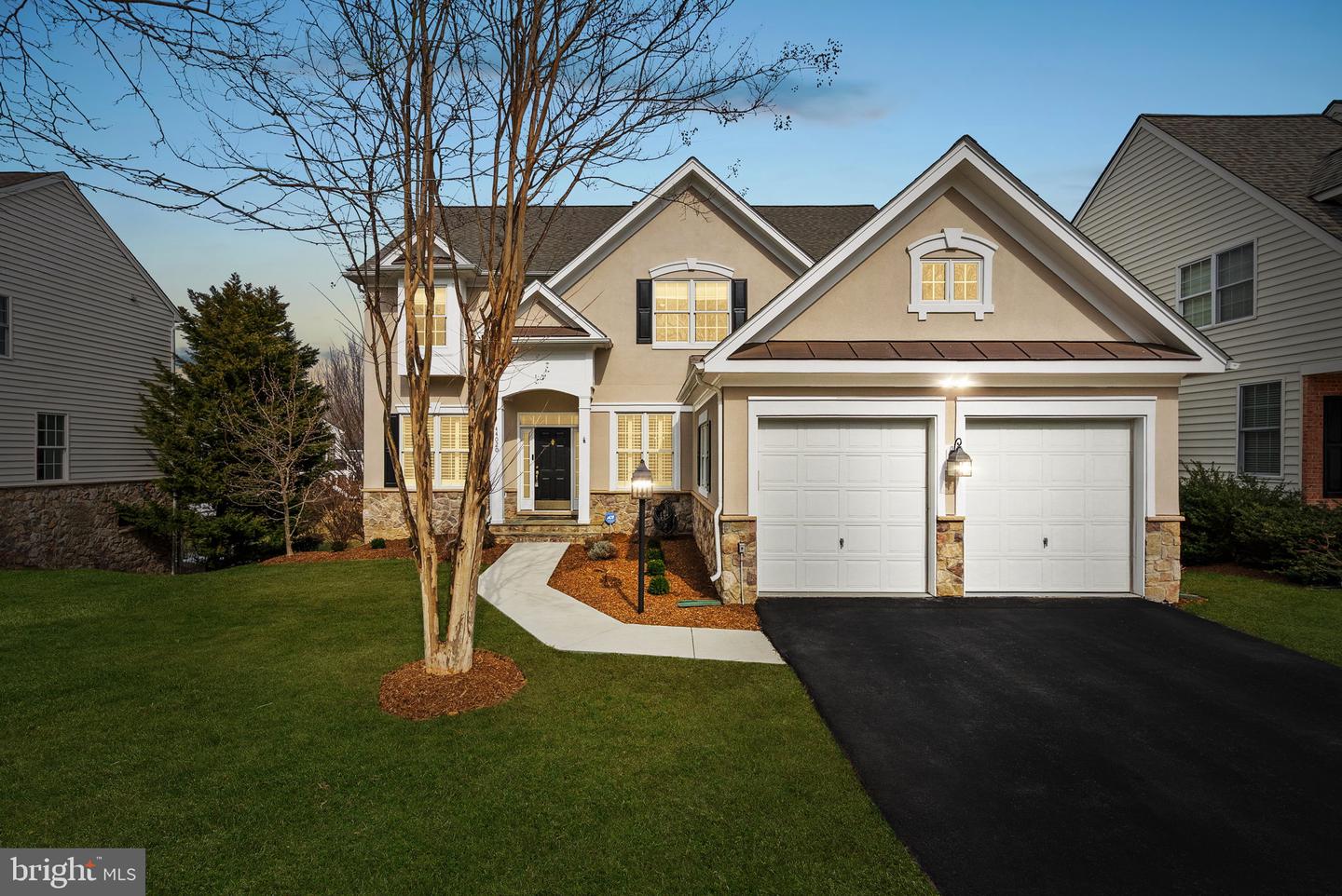 44020 RIVERPOINT DR, LEESBURG, Virginia 20176, 5 Bedrooms Bedrooms, ,4 BathroomsBathrooms,Residential,For sale,44020 RIVERPOINT DR,VALO2115290 MLS # VALO2115290