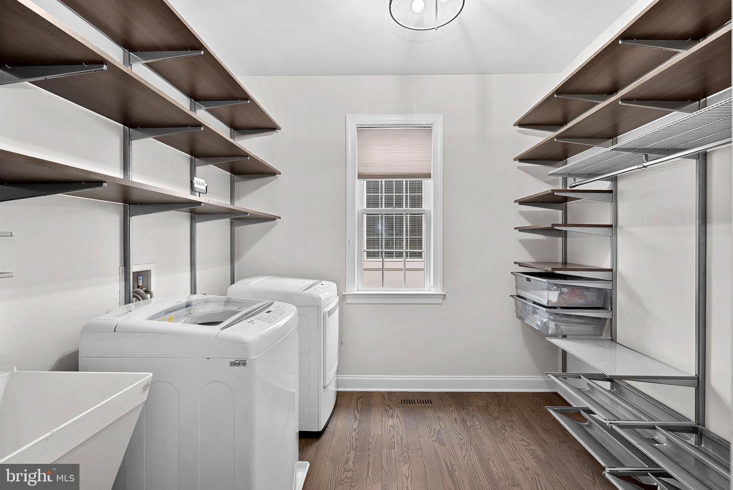 44020 RIVERPOINT DR, LEESBURG, Virginia 20176, 5 Bedrooms Bedrooms, ,4 BathroomsBathrooms,Residential,For sale,44020 RIVERPOINT DR,VALO2115290 MLS # VALO2115290