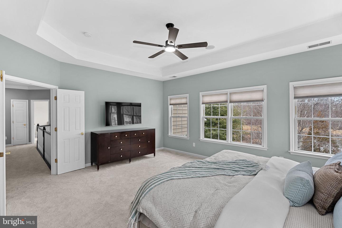 44020 RIVERPOINT DR, LEESBURG, Virginia 20176, 5 Bedrooms Bedrooms, ,4 BathroomsBathrooms,Residential,For sale,44020 RIVERPOINT DR,VALO2115290 MLS # VALO2115290