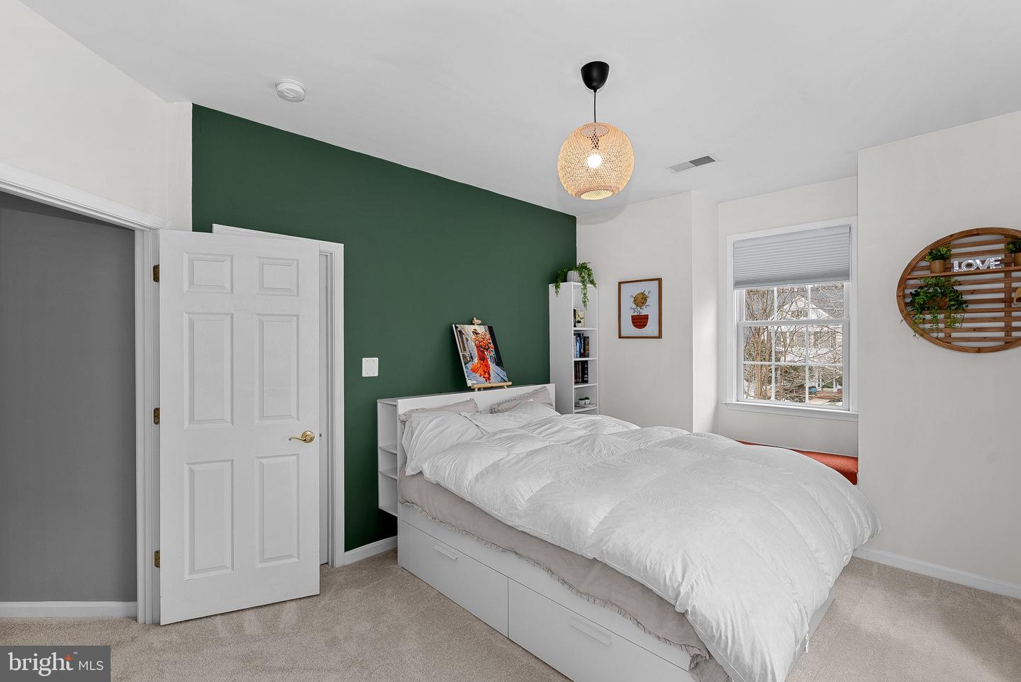 44020 RIVERPOINT DR, LEESBURG, Virginia 20176, 5 Bedrooms Bedrooms, ,4 BathroomsBathrooms,Residential,For sale,44020 RIVERPOINT DR,VALO2115290 MLS # VALO2115290