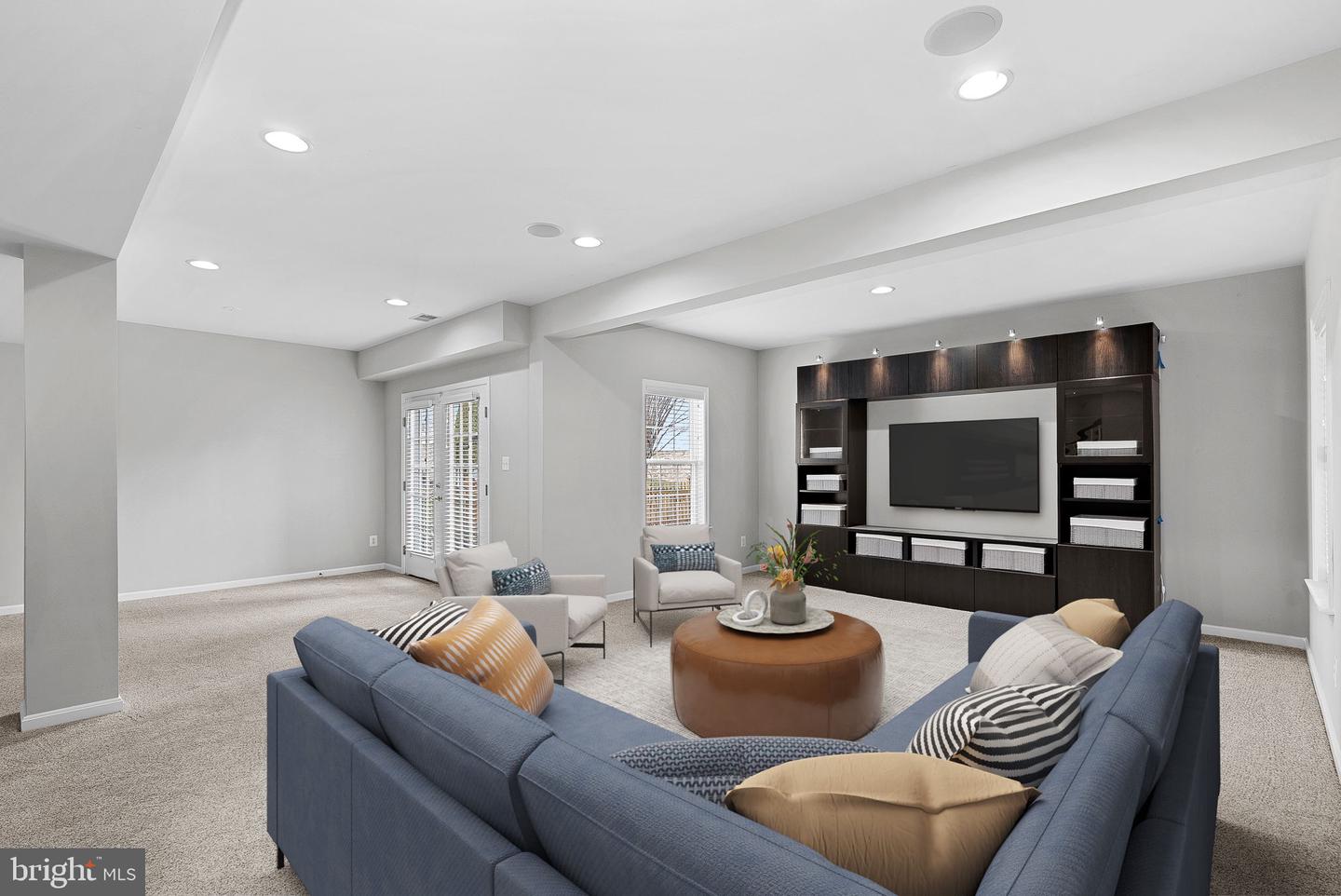 44020 RIVERPOINT DR, LEESBURG, Virginia 20176, 5 Bedrooms Bedrooms, ,4 BathroomsBathrooms,Residential,For sale,44020 RIVERPOINT DR,VALO2115290 MLS # VALO2115290