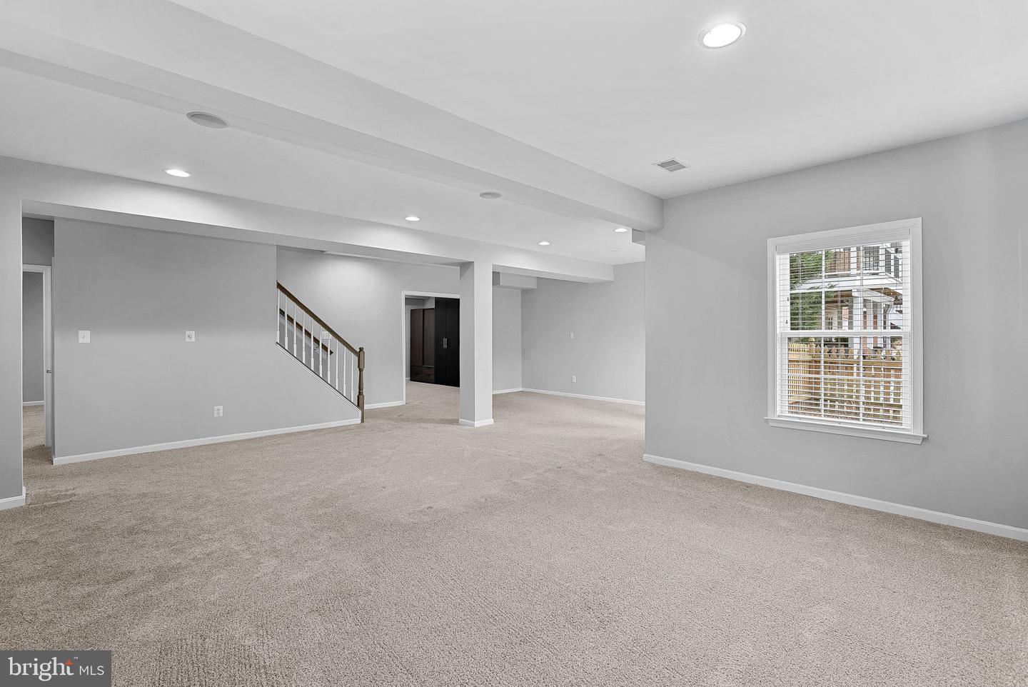 44020 RIVERPOINT DR, LEESBURG, Virginia 20176, 5 Bedrooms Bedrooms, ,4 BathroomsBathrooms,Residential,For sale,44020 RIVERPOINT DR,VALO2115290 MLS # VALO2115290