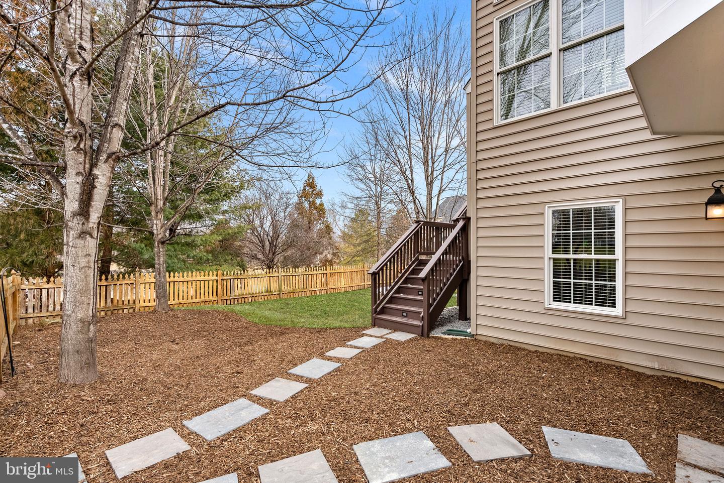 44020 RIVERPOINT DR, LEESBURG, Virginia 20176, 5 Bedrooms Bedrooms, ,4 BathroomsBathrooms,Residential,For sale,44020 RIVERPOINT DR,VALO2115290 MLS # VALO2115290