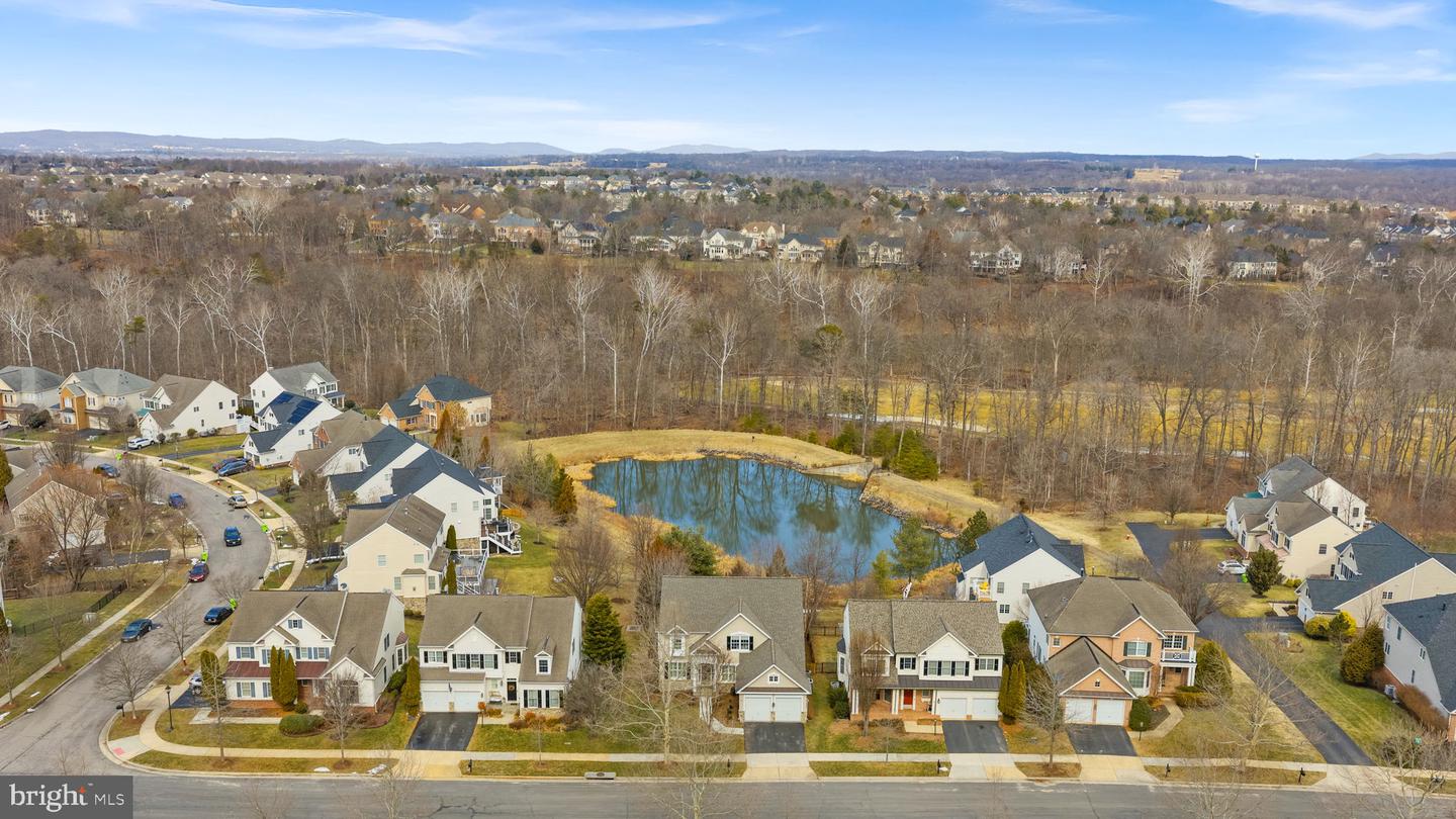 44020 RIVERPOINT DR, LEESBURG, Virginia 20176, 5 Bedrooms Bedrooms, ,4 BathroomsBathrooms,Residential,For sale,44020 RIVERPOINT DR,VALO2115290 MLS # VALO2115290