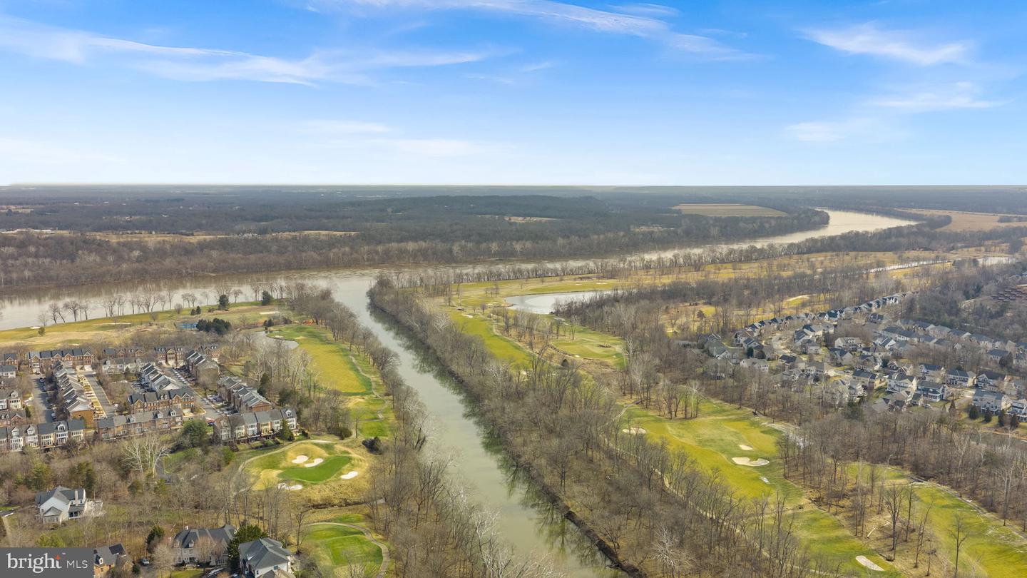 44020 RIVERPOINT DR, LEESBURG, Virginia 20176, 5 Bedrooms Bedrooms, ,4 BathroomsBathrooms,Residential,For sale,44020 RIVERPOINT DR,VALO2115290 MLS # VALO2115290