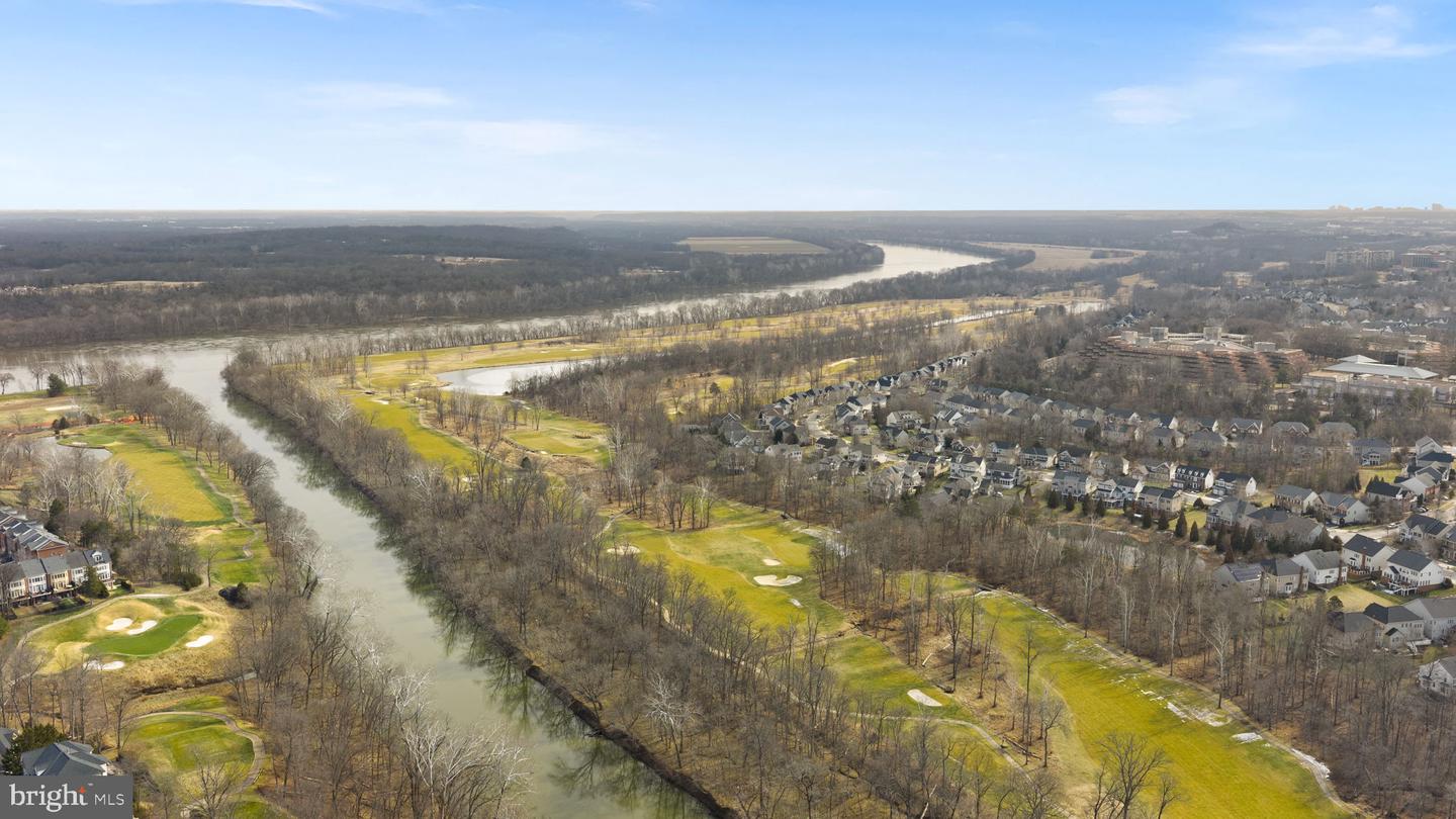 44020 RIVERPOINT DR, LEESBURG, Virginia 20176, 5 Bedrooms Bedrooms, ,4 BathroomsBathrooms,Residential,For sale,44020 RIVERPOINT DR,VALO2115290 MLS # VALO2115290