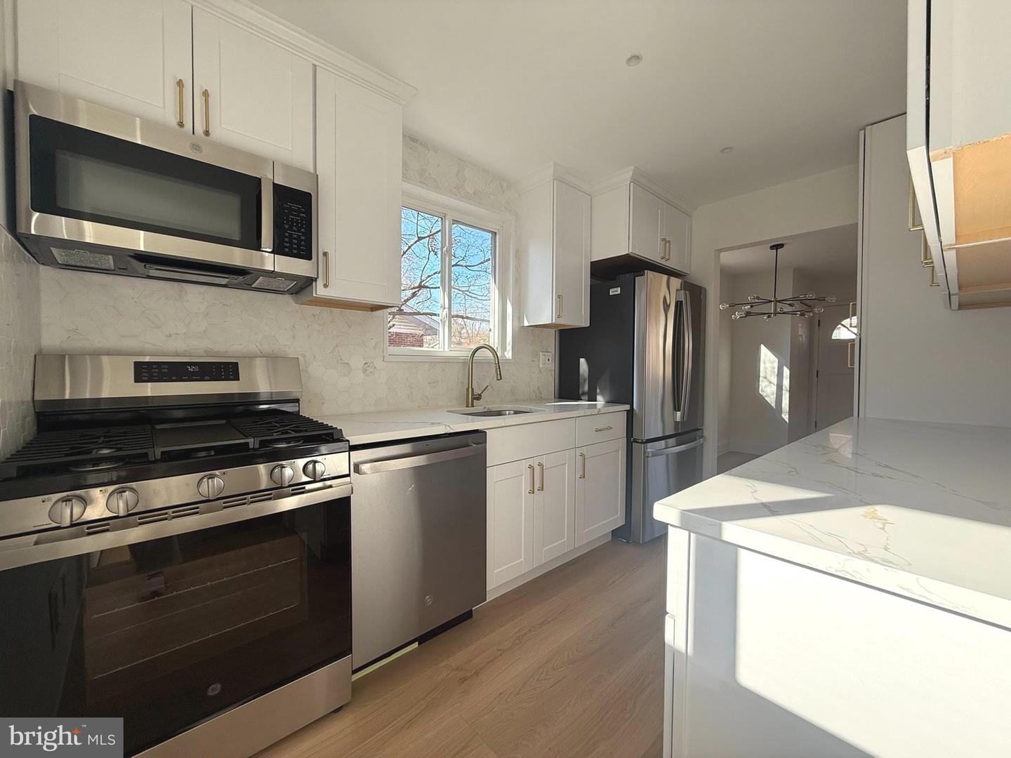 3527 JEAN ST, FAIRFAX, Virginia 22030, 3 Bedrooms Bedrooms, ,2 BathroomsBathrooms,Residential,For sale,3527 JEAN ST,VAFC2007738 MLS # VAFC2007738