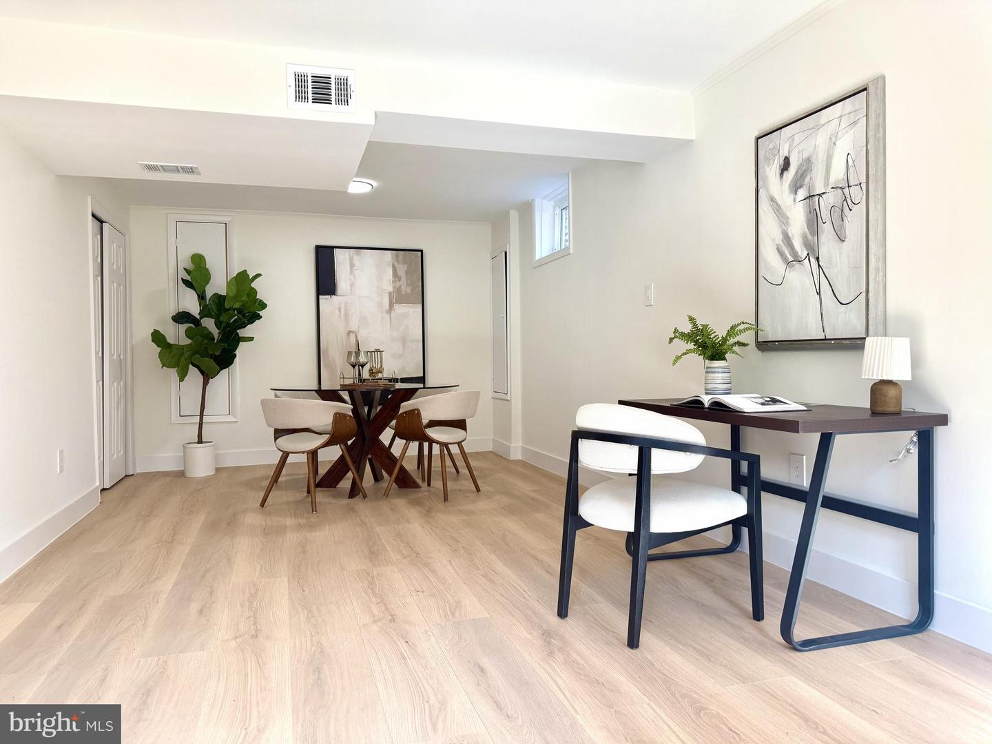 3527 JEAN ST, FAIRFAX, Virginia 22030, 3 Bedrooms Bedrooms, ,2 BathroomsBathrooms,Residential,For sale,3527 JEAN ST,VAFC2007738 MLS # VAFC2007738