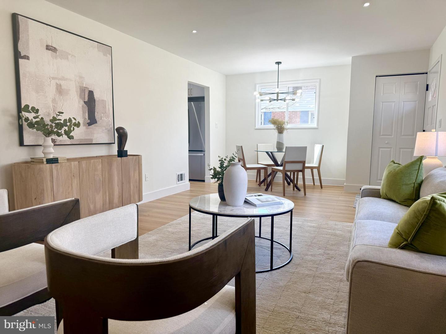 3527 JEAN ST, FAIRFAX, Virginia 22030, 3 Bedrooms Bedrooms, ,2 BathroomsBathrooms,Residential,For sale,3527 JEAN ST,VAFC2007738 MLS # VAFC2007738