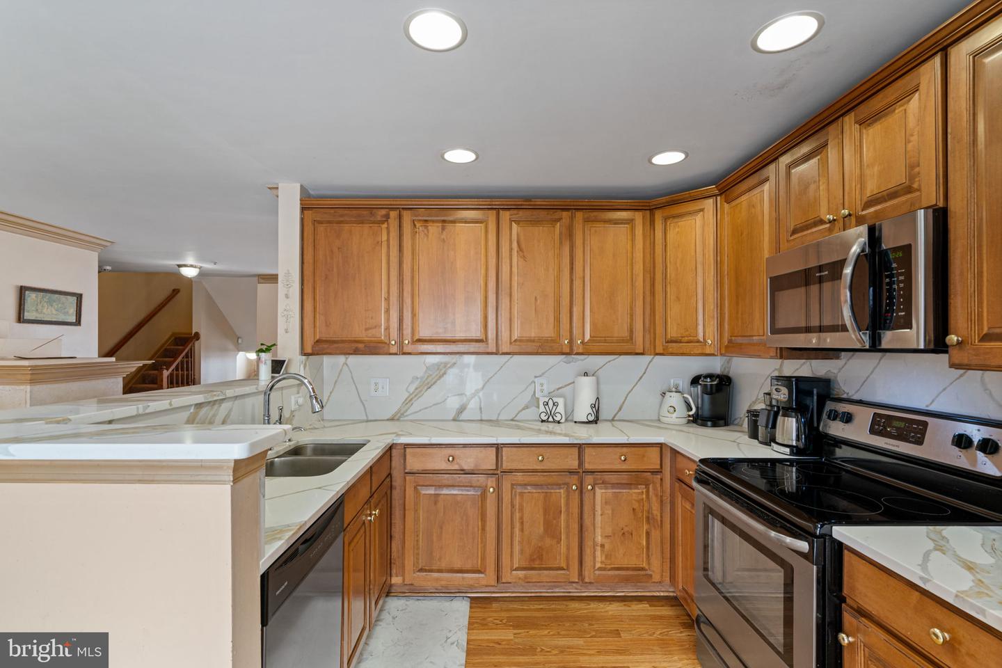 5031 ANCHORSTONE DR #5031, WOODBRIDGE, Virginia 22192, 3 Bedrooms Bedrooms, ,2 BathroomsBathrooms,Residential,For sale,5031 ANCHORSTONE DR #5031,VAPW2111966 MLS # VAPW2111966