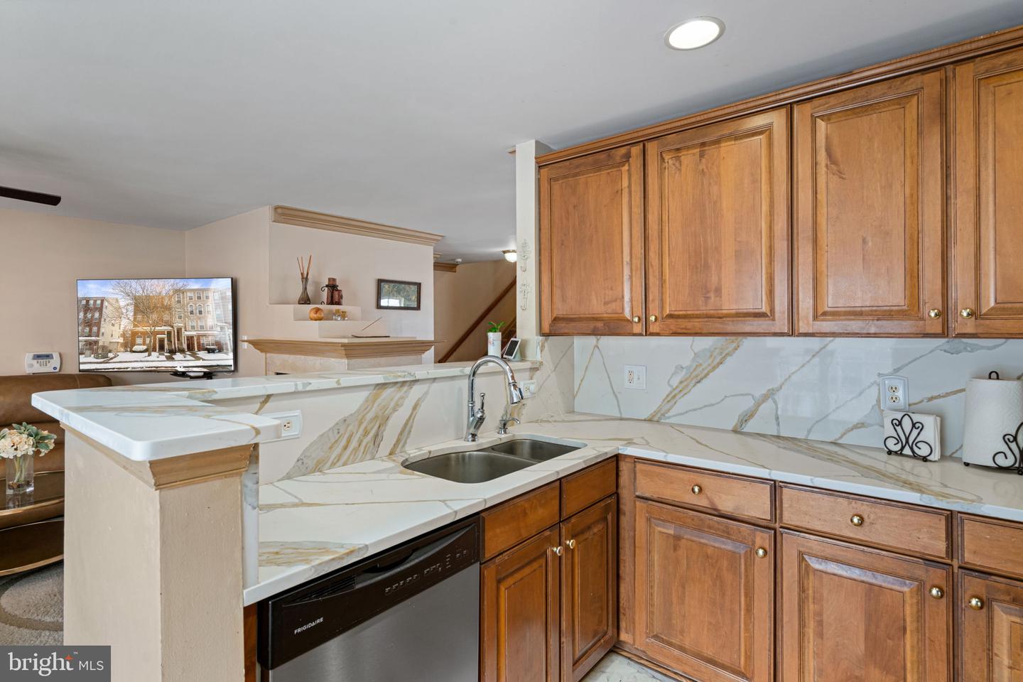 5031 ANCHORSTONE DR #5031, WOODBRIDGE, Virginia 22192, 3 Bedrooms Bedrooms, ,2 BathroomsBathrooms,Residential,For sale,5031 ANCHORSTONE DR #5031,VAPW2111966 MLS # VAPW2111966