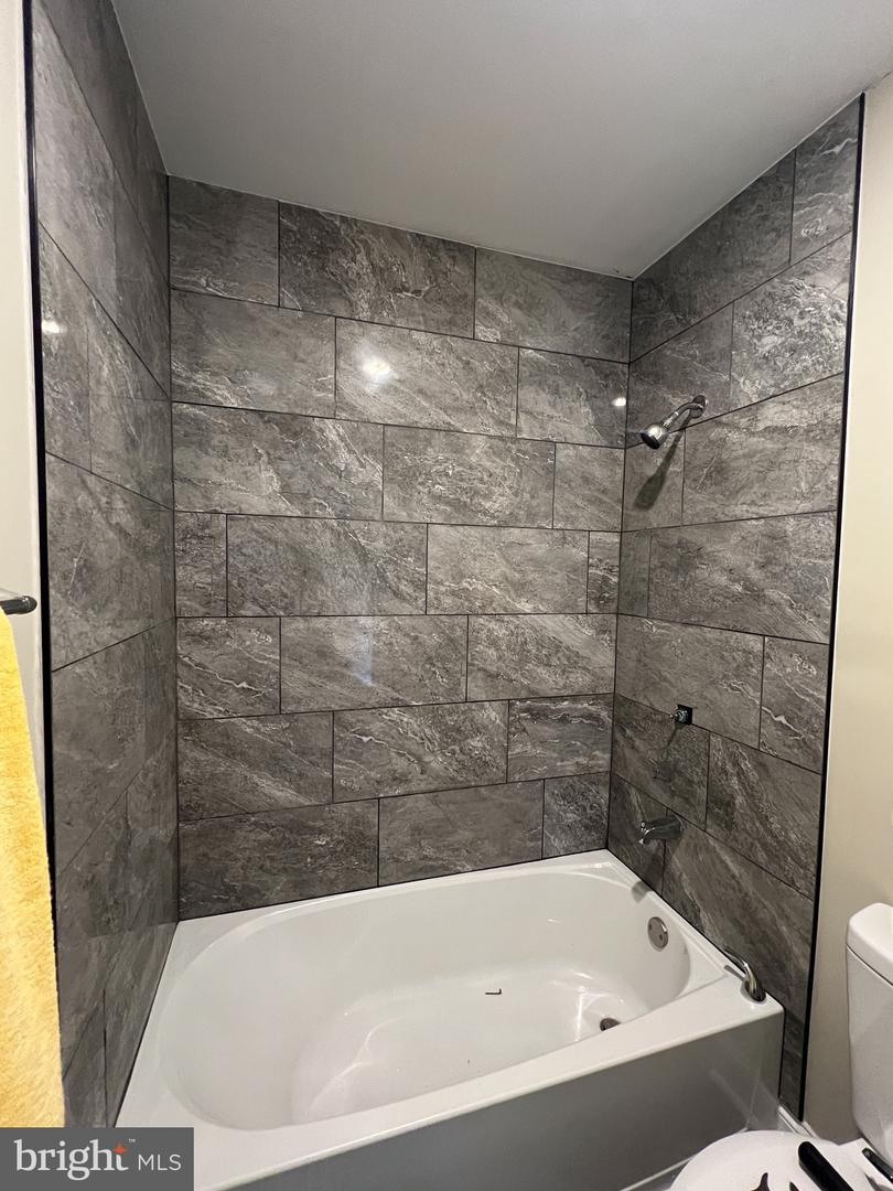 306 N KELLY ST, CULPEPER, Virginia 22701, 3 Bedrooms Bedrooms, 6 Rooms Rooms,1 BathroomBathrooms,Residential,For sale,306 N KELLY ST,VACU2012652 MLS # VACU2012652