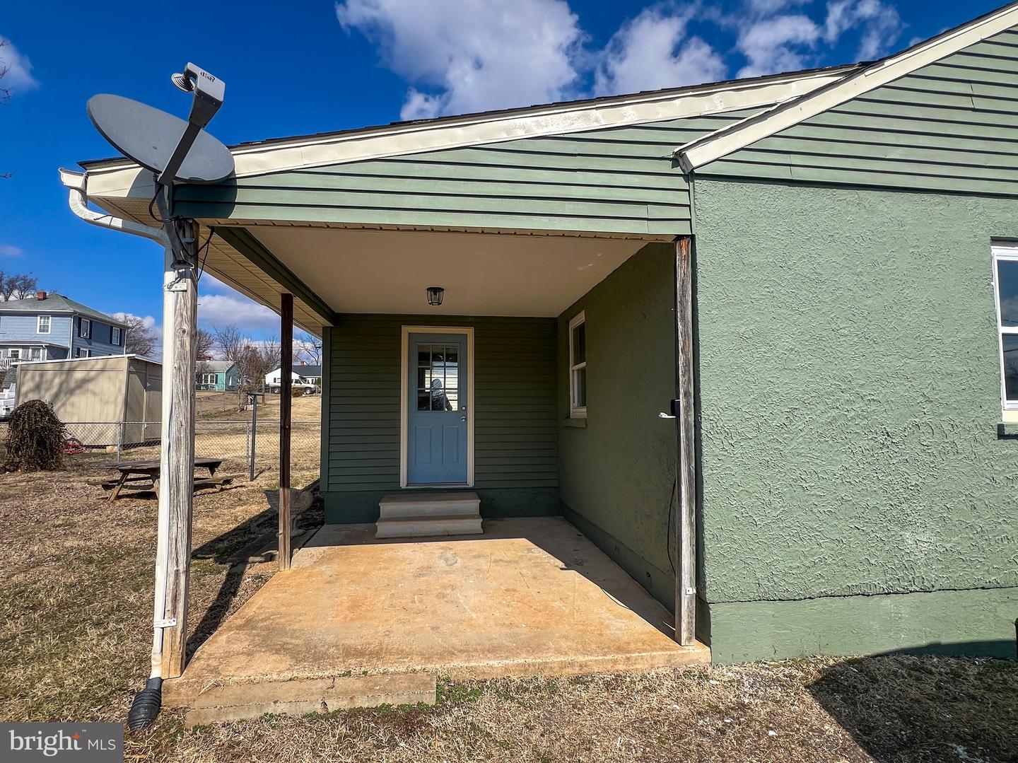 306 N KELLY ST, CULPEPER, Virginia 22701, 3 Bedrooms Bedrooms, 6 Rooms Rooms,1 BathroomBathrooms,Residential,For sale,306 N KELLY ST,VACU2012652 MLS # VACU2012652