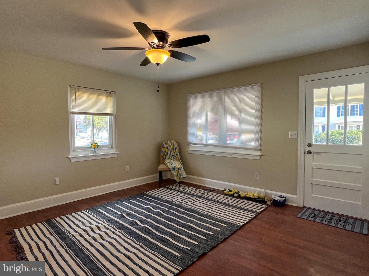 306 N KELLY ST, CULPEPER, Virginia 22701, 3 Bedrooms Bedrooms, 6 Rooms Rooms,1 BathroomBathrooms,Residential,For sale,306 N KELLY ST,VACU2012652 MLS # VACU2012652