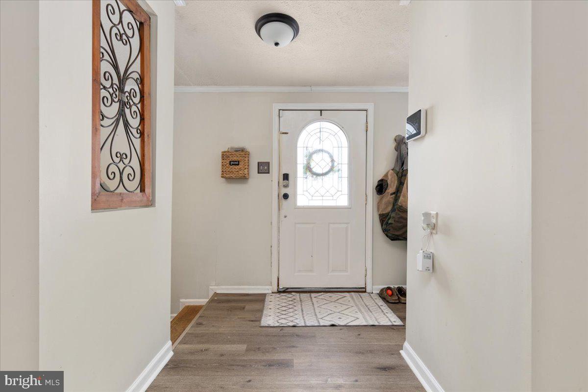 1501 S TIMBER RIDGE RD, CROSS JUNCTION, Virginia 22625, 3 Bedrooms Bedrooms, ,2 BathroomsBathrooms,Residential,For sale,1501 S TIMBER RIDGE RD,VAFV2039566 MLS # VAFV2039566