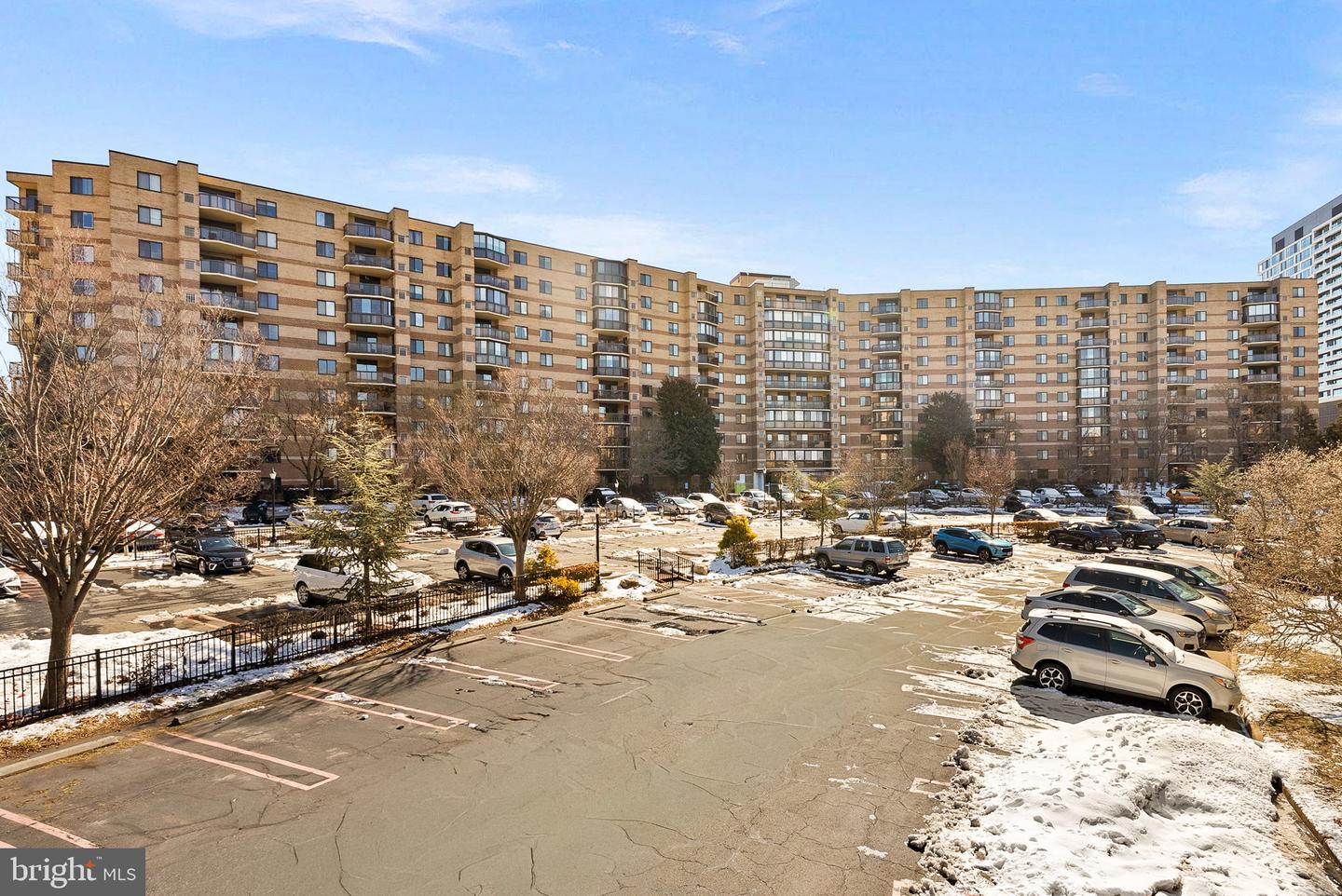 8340 GREENSBORO DR #118, MCLEAN, Virginia 22102, 1 Bedroom Bedrooms, ,1 BathroomBathrooms,Residential,For sale,8340 GREENSBORO DR #118,VAFX2291602 MLS # VAFX2291602