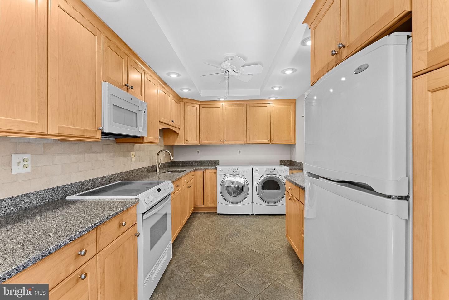 8340 GREENSBORO DR #118, MCLEAN, Virginia 22102, 1 Bedroom Bedrooms, ,1 BathroomBathrooms,Residential,For sale,8340 GREENSBORO DR #118,VAFX2291602 MLS # VAFX2291602